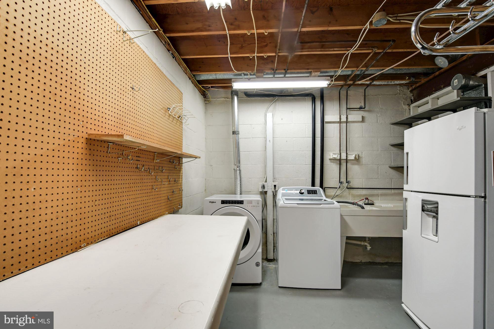 BURKE CENTRE - Residential