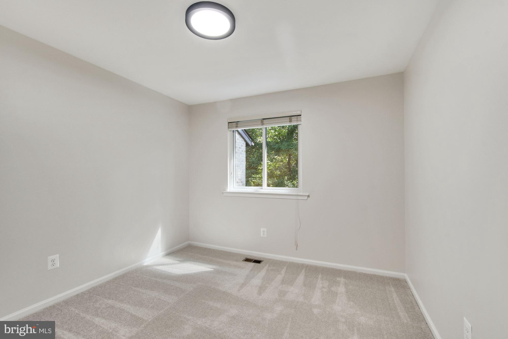 BURKE CENTRE - Residential