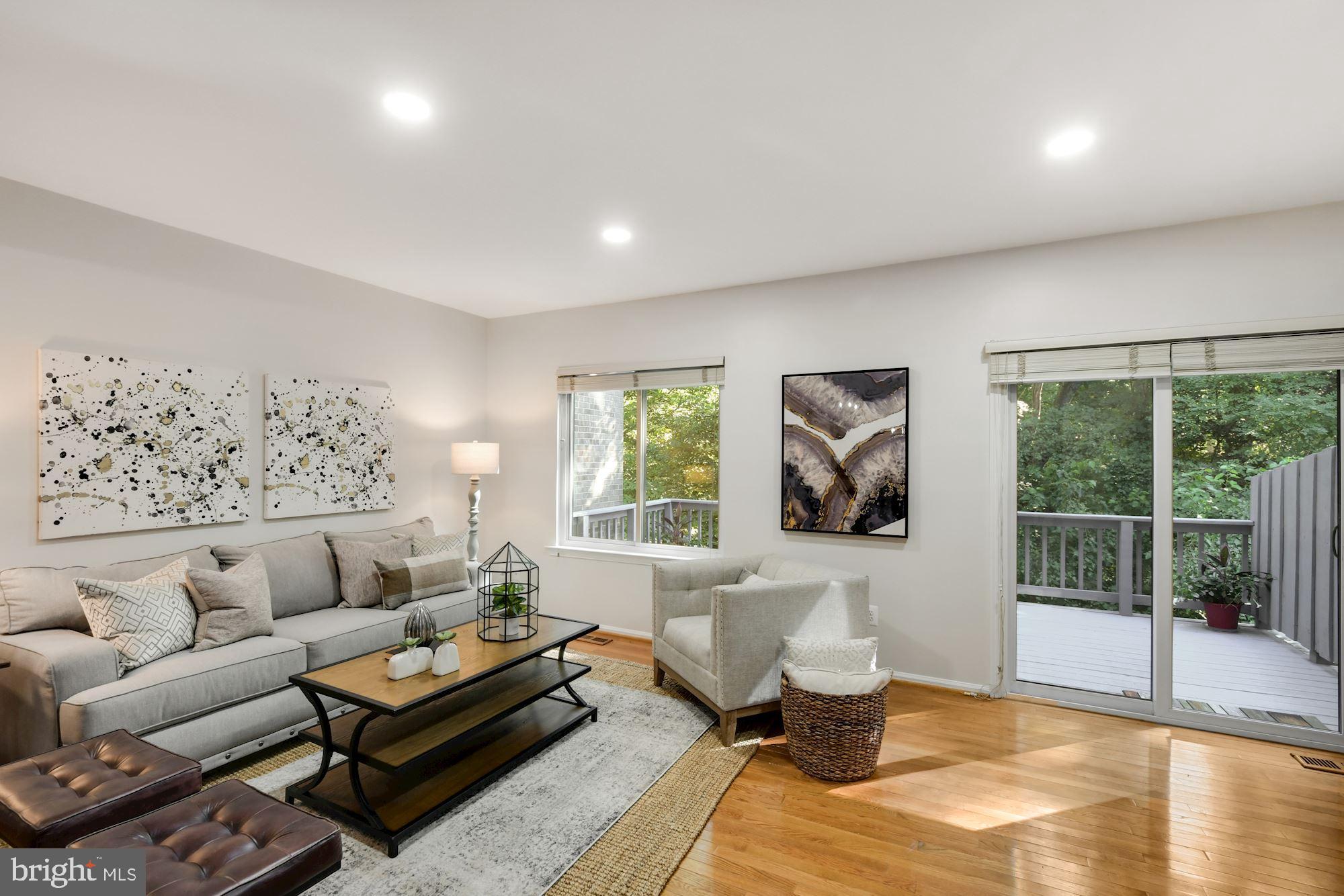 BURKE CENTRE - Residential