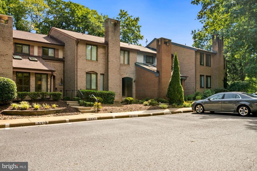 Retro modern charm at  Lake Barton,  with wooded trails in the heart of Burke Centre community! This gorgeous, brick Townhome with new roof,  has 3 finished levels with skylights, raised hearth fireplace,  solid hardwood floors and views of the lake from the large deck. Beautifully updated kitchen with quartz countertops, subway tile backsplash and stainless-steel appliances.  The tandem skylights and vaulted ceiling make the step-down family room off the kitchen a cozy and inviting space.  Stunning hardwood floors on the main level and new entryway luxury tile & powder room floors.  Sliding glass doors off the dining and living rooms open to the freshly painted deck overlooking Lake Barton through the trees. Professionally painted from top to bottom. Hardwood stairs and upper-level landing lead to the spacious primary suite with walk in closet, dressing/vanity area and updated full primary bath. All new carpeting in bedrooms and lower level, new door hardware, light fixtures and ceiling fans throughout.  Renovated primary bath has a custom tile walk-in shower with seamless glass and designer vanity.  Upper-level guest bathroom updated with new vanity, hardware, light fixture and mirror. Two additional upper-level bedrooms are fresh and bright with new light fixtures and carpeting. The expansive lower level features a spacious rec room with bonus closets, a 3rd full bathroom as well a 4th bedroom.  Sliding glass doors out to the rear yard and a separate entrance door offer versatility for this great space.  The vibrant Burke Centre community features a pool & clubhouse, Tennis Courts, and Basketball Courts. This charming brick townhome is convenient to Burke Centre Shopping Center, loads of parks & trails, restaurants, community centers, Bonnie Brae Elementary School and Robinson High School. Close to VRE train and all commuter routes. Don't miss the opportunity to live in this unique enclave with great views of the water! Make this your home in September!