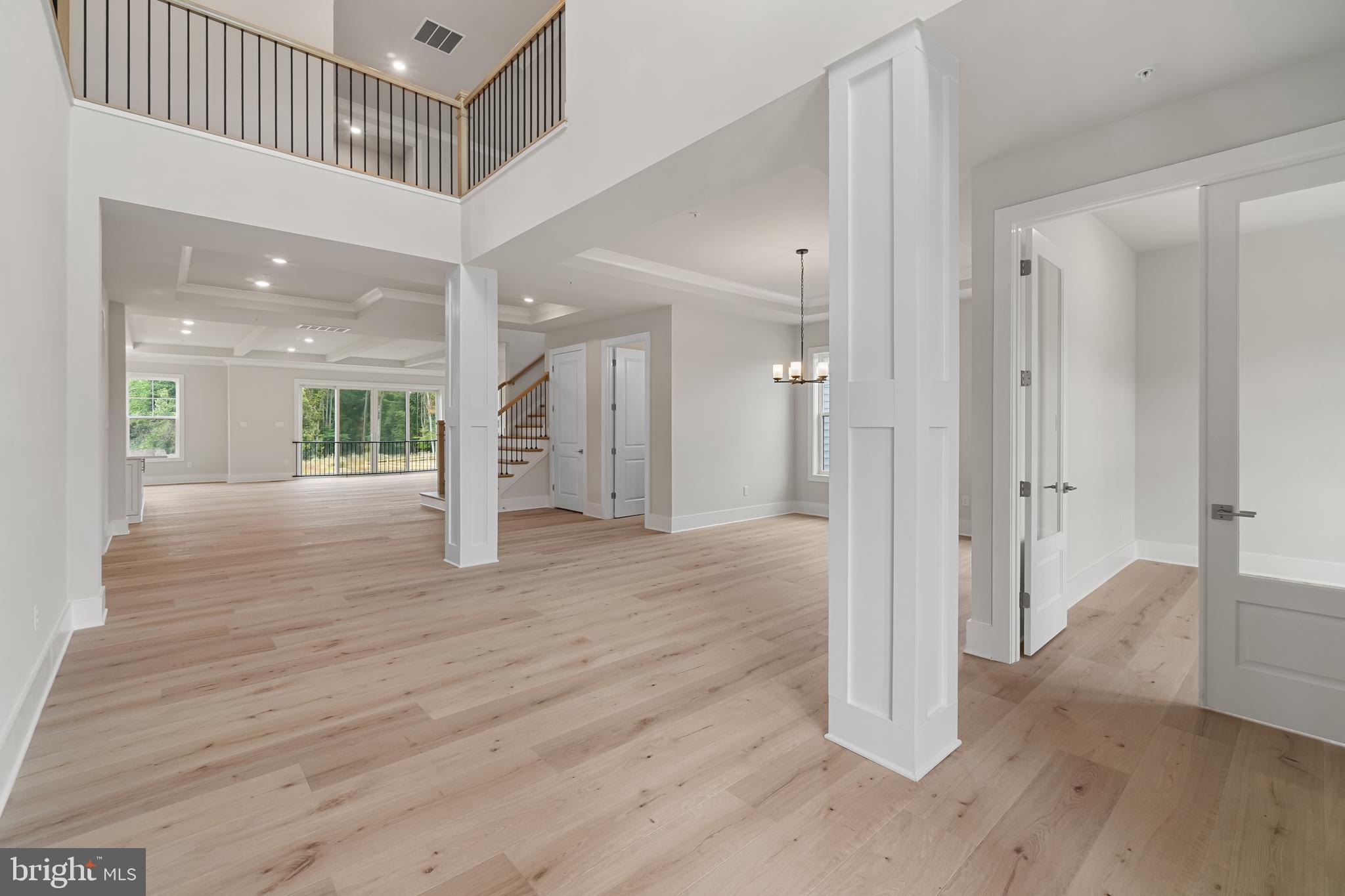 1002 MARSHALLS DRIVE