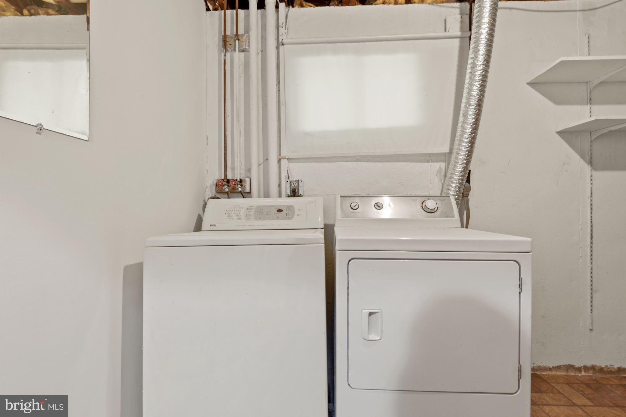 LINDENWOOD - Residential Lease