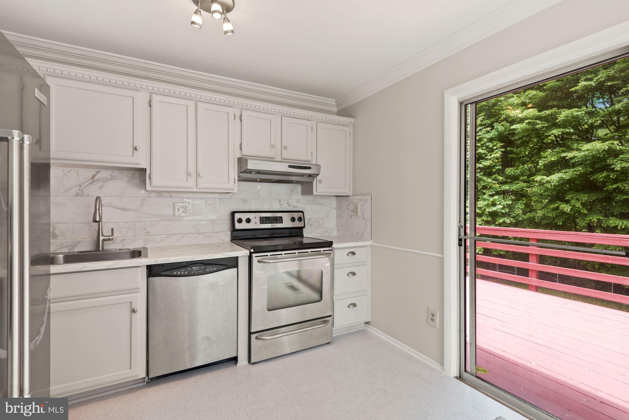 LINDENWOOD - Residential Lease