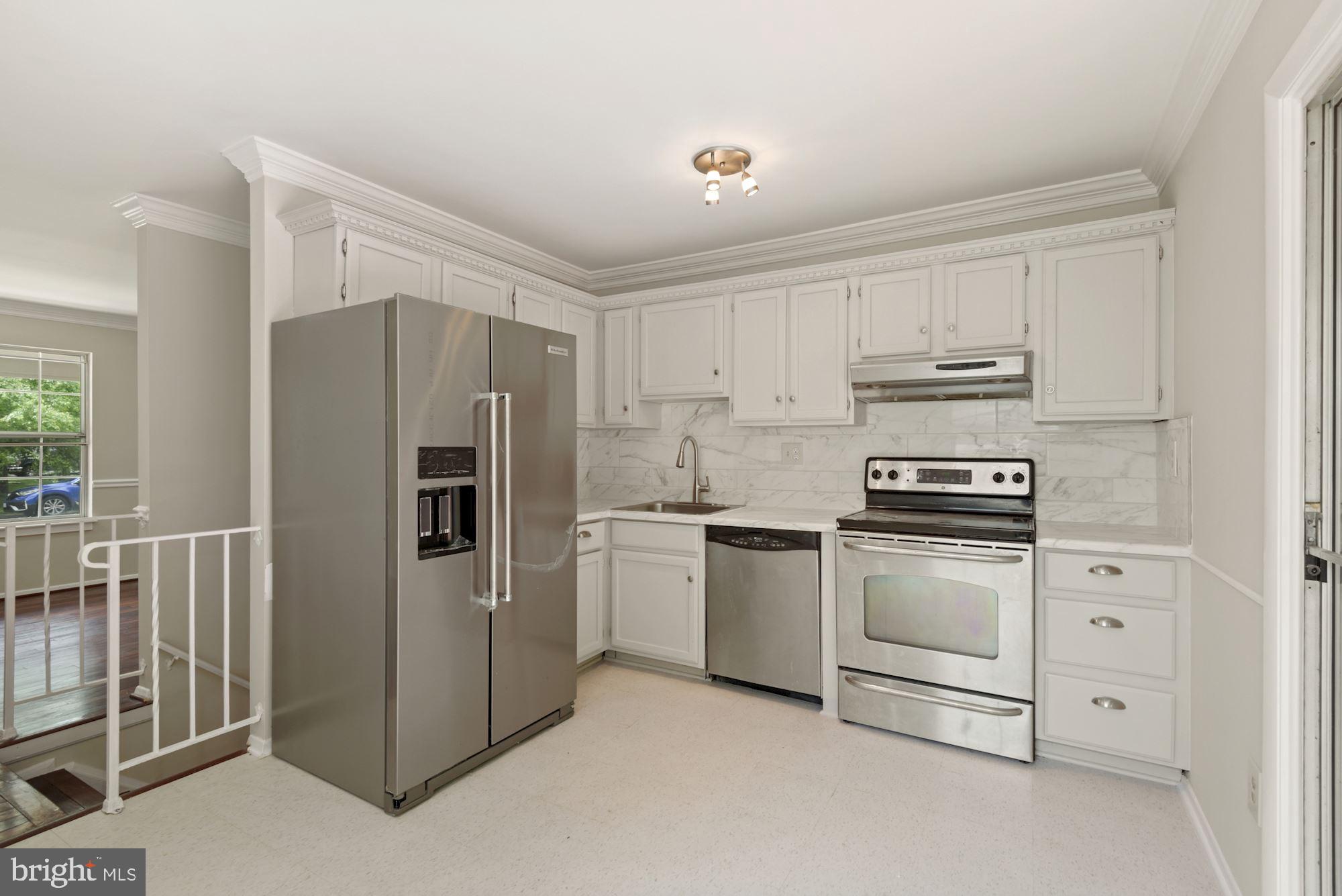 LINDENWOOD - Residential Lease