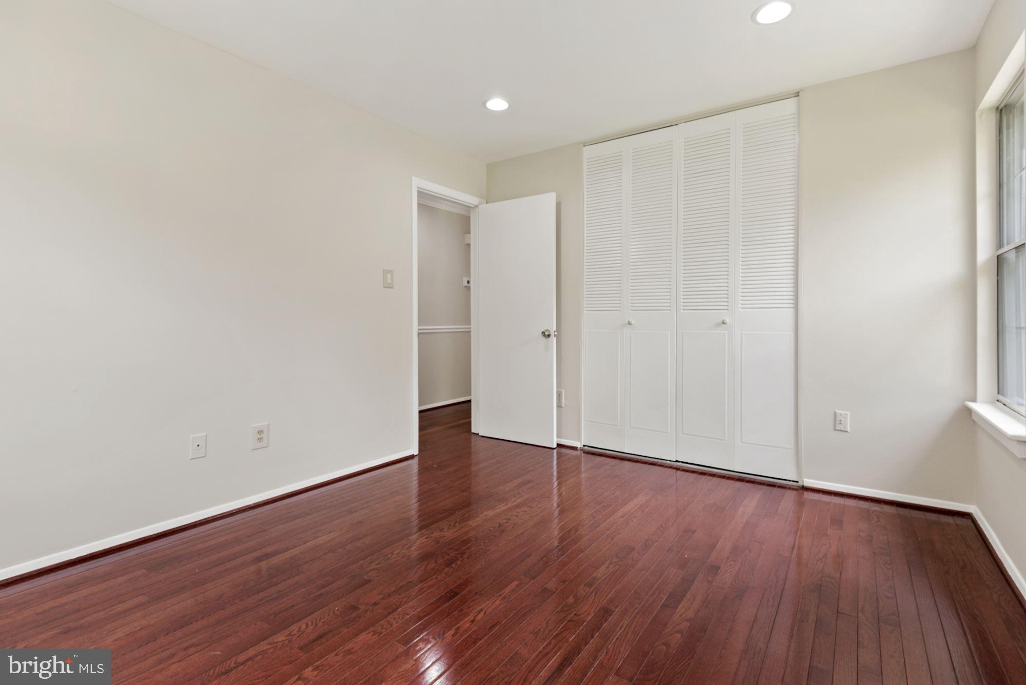 LINDENWOOD - Residential Lease