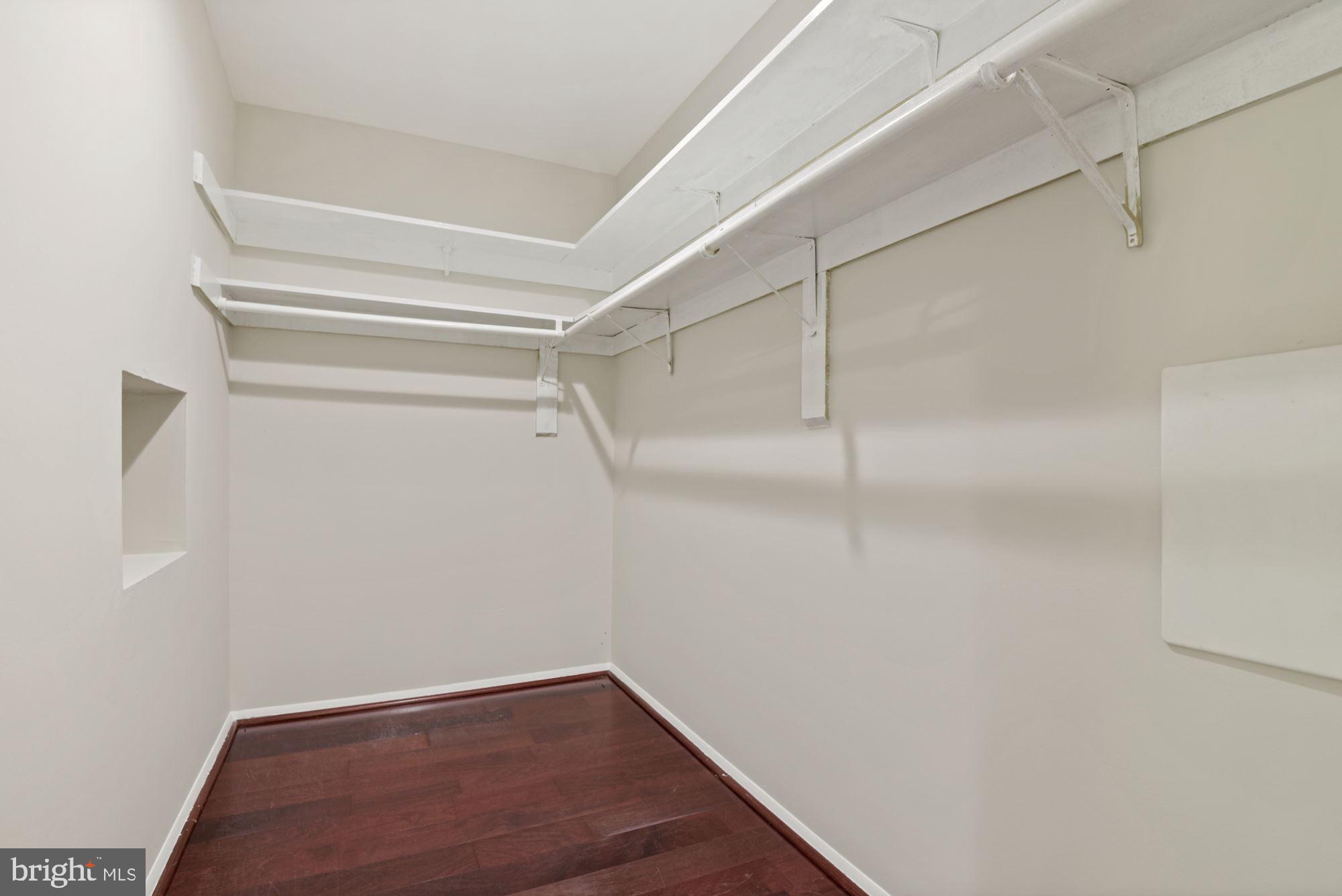 LINDENWOOD - Residential Lease