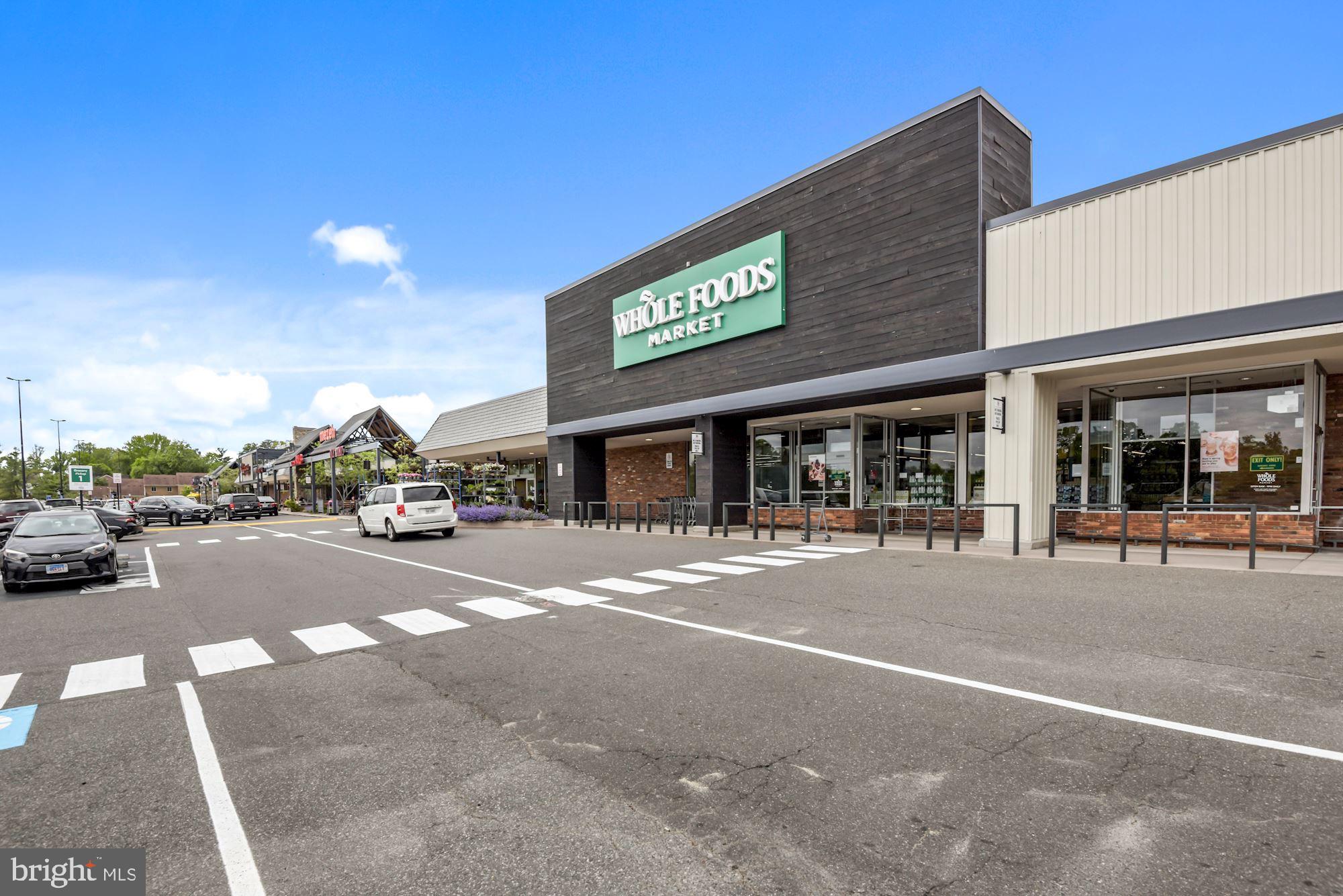 LINDENWOOD - Residential Lease