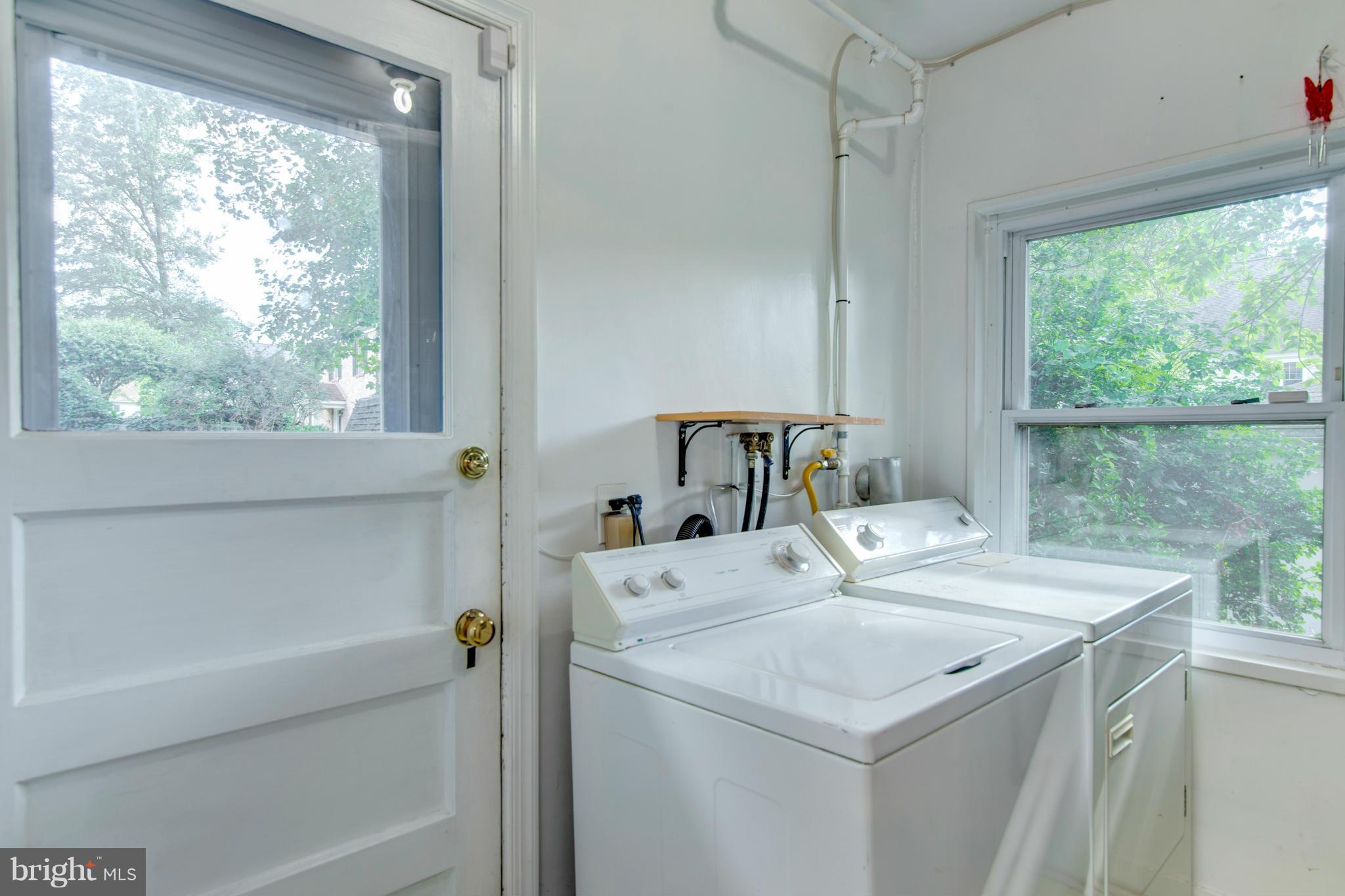 TUCKAHOE VILLAGE - Residential