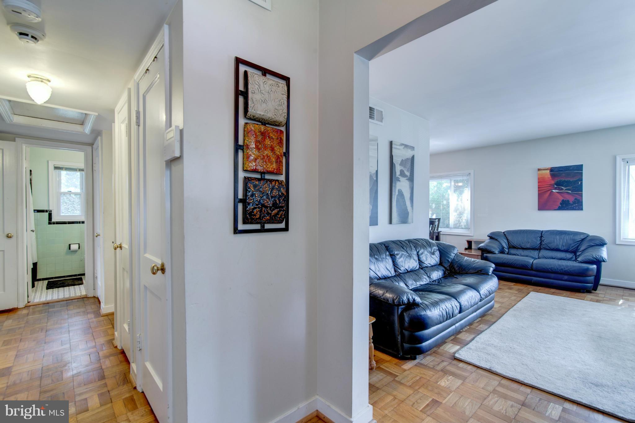 TUCKAHOE VILLAGE - Residential