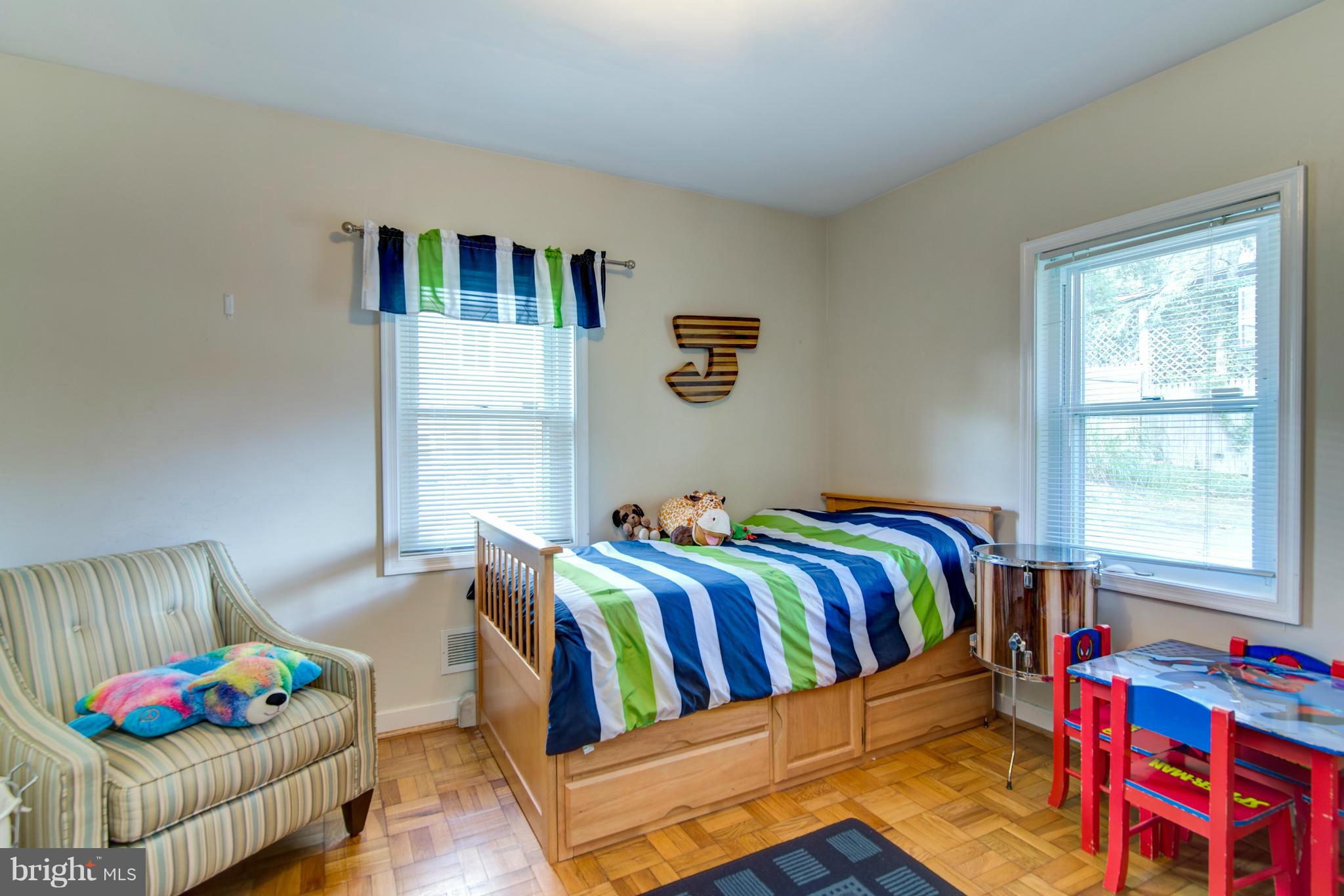 TUCKAHOE VILLAGE - Residential