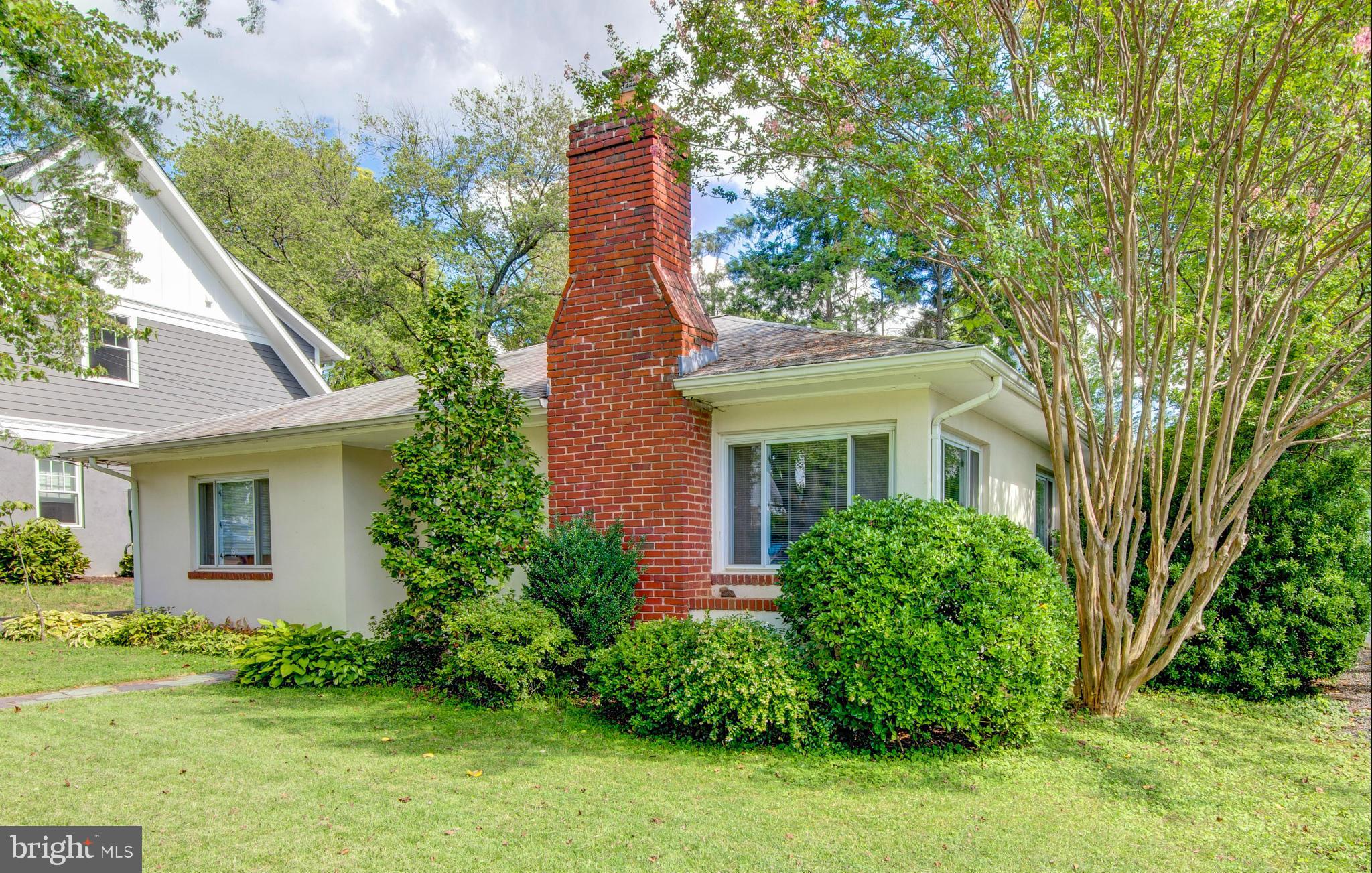 TUCKAHOE VILLAGE - Residential