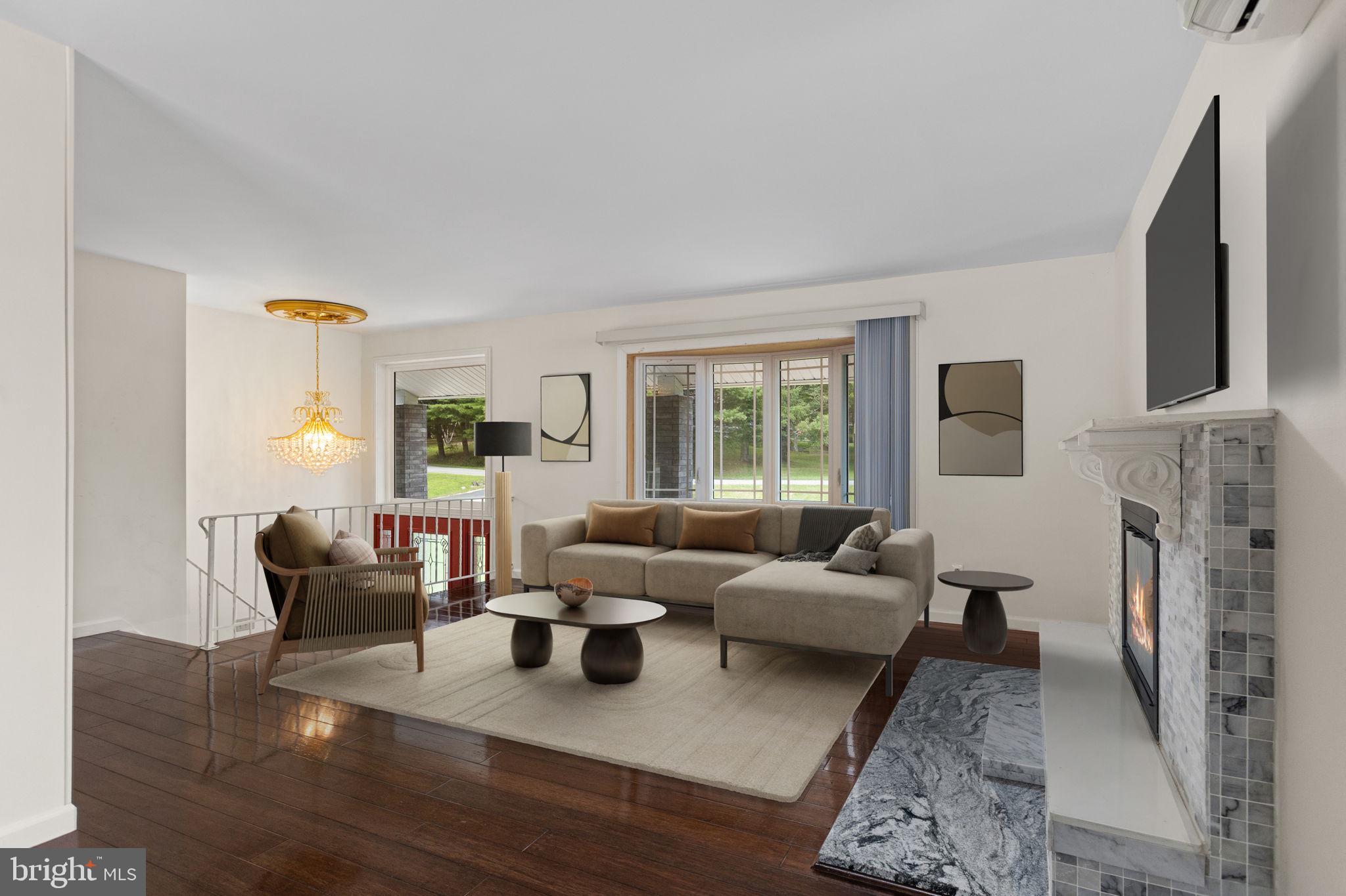 544 ROLLING PINES DRIVE