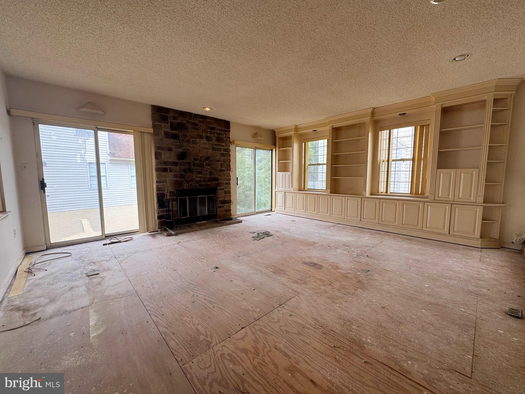 GREENBROOK - Residential