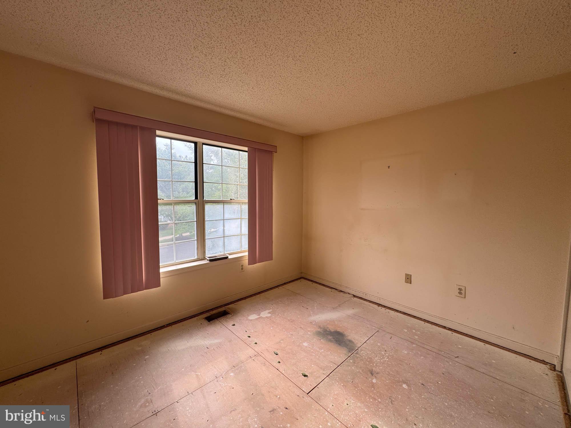 GREENBROOK - Residential