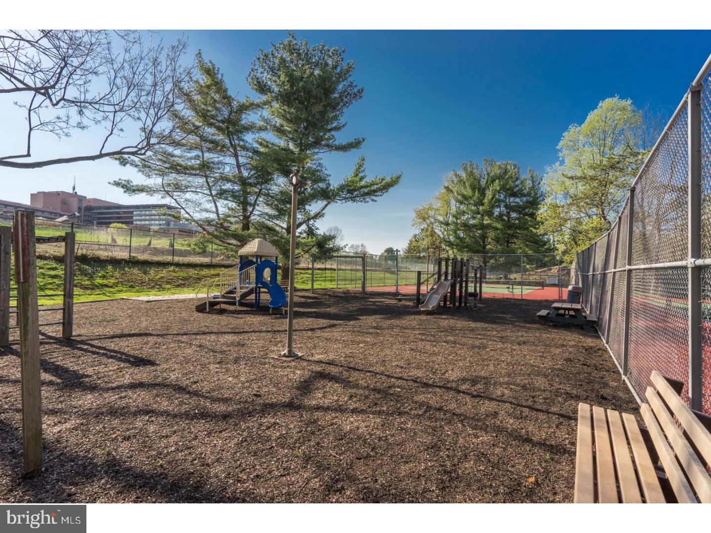 GREEN HILL - Residential Lease