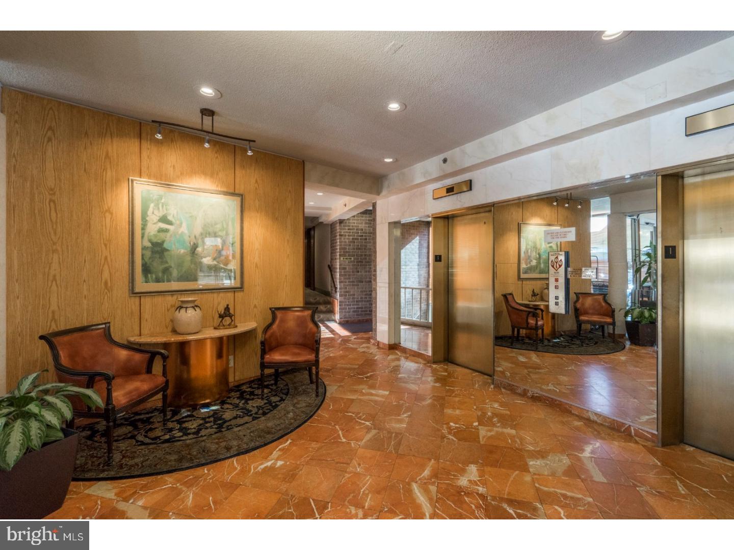 GREEN HILL - Residential Lease