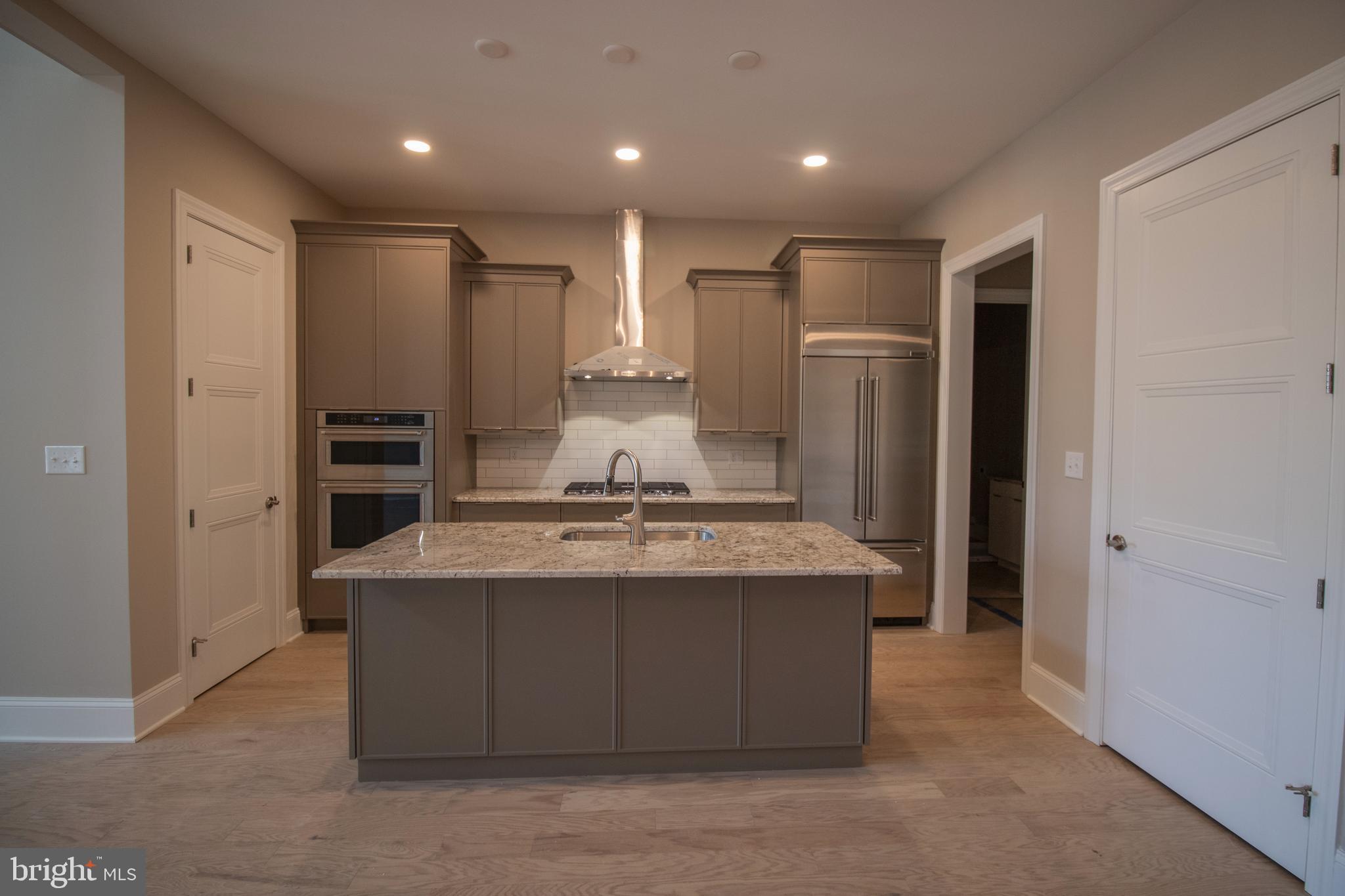 COLUMBIA PLACE - Residential