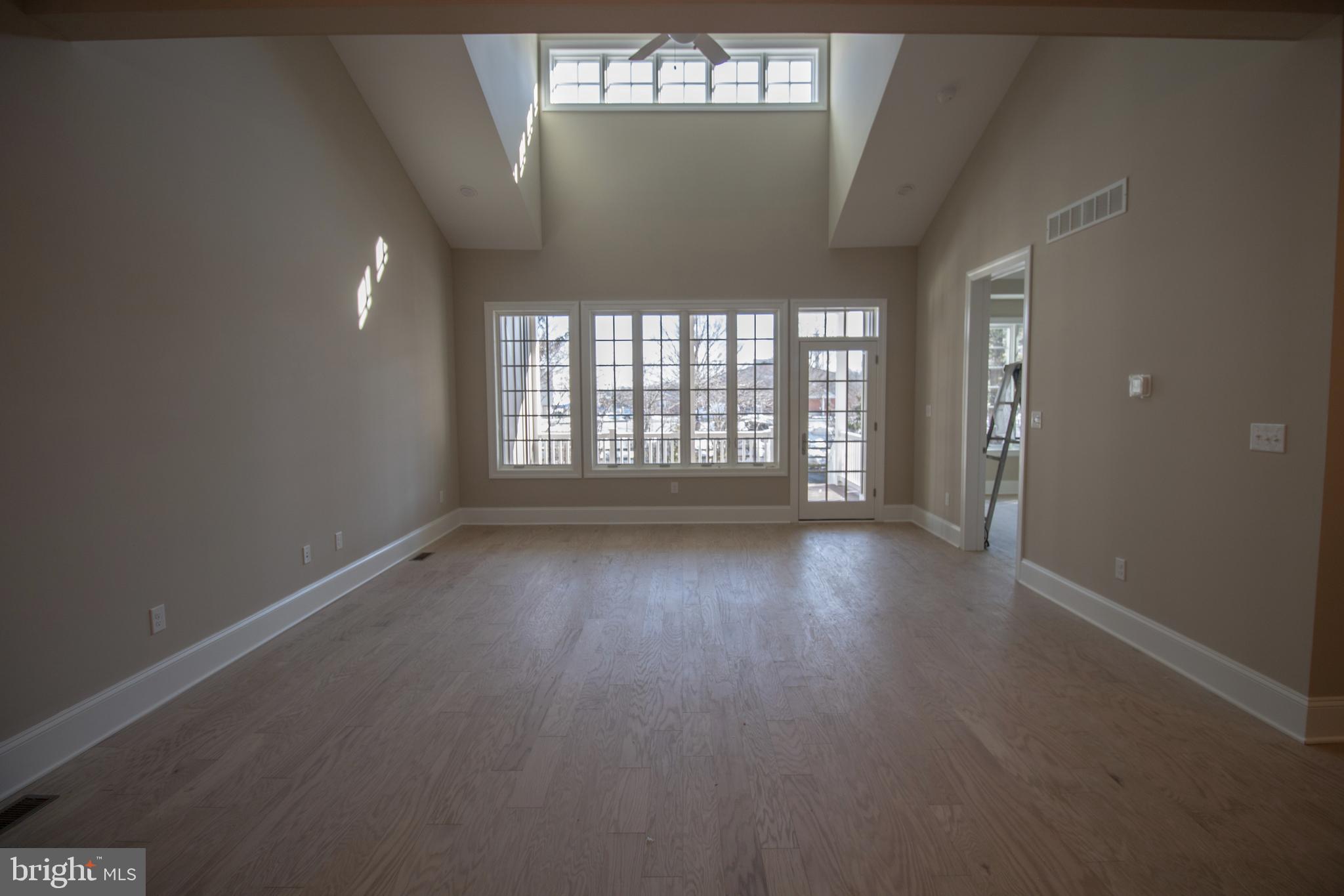 COLUMBIA PLACE - Residential