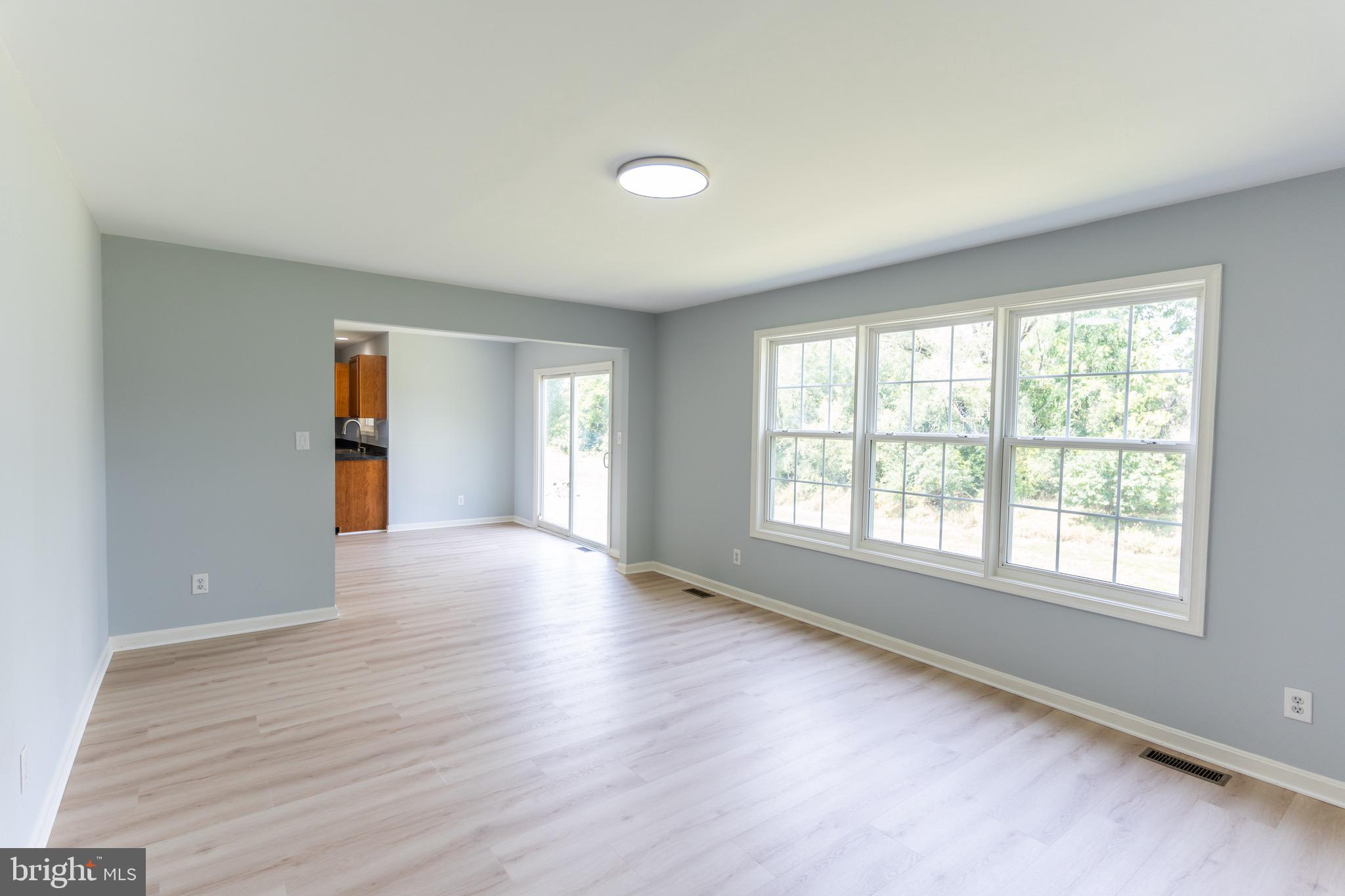 SUMMER HILL - Residential Lease