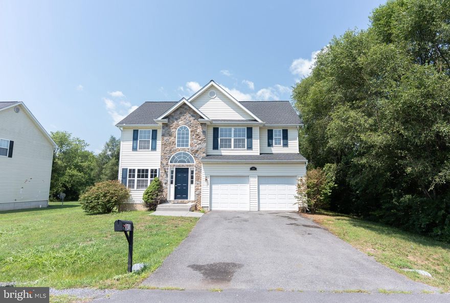 Welcome to this beautifully updated 2-story colonial home located in the desirable SummerHill subdivision. With easy access to major commuter routes, you’re just 20 minutes from Winchester and only 10 minutes from downtown Martinsburg. This inviting home features 4 bedrooms and 2.5 bathrooms, offering ample space for comfortable living. The master bedroom is a true retreat with two walk-in closets and a luxurious bath complete with a soaking tub. Recent updates enhance the appeal of this charming home, including fresh paint throughout, new carpeting on the second floor, new LVP flooring on the first floor, a brand new stove, a new HVAC unit, and a new sink and faucet. The kitchen is both stylish and functional, featuring modern countertops and GE appliances, including a fridge with an ice maker. Enjoy the spacious, level yard, perfect for entertaining or simply relaxing. Ready for immediate occupancy, this home is a perfect blend of convenience and comfort. Don’t miss out on this fantastic rental opportunity