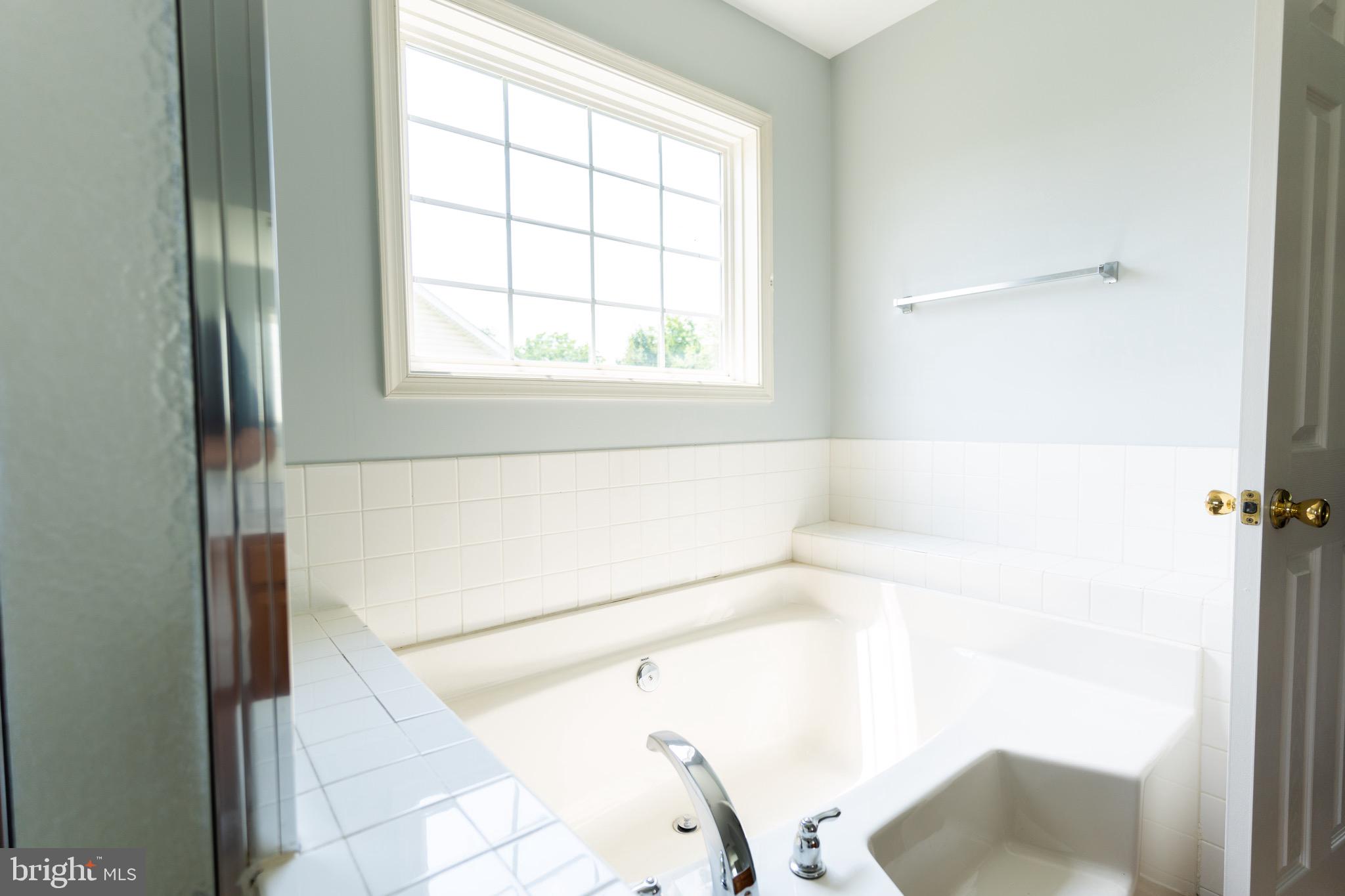 SUMMER HILL - Residential Lease