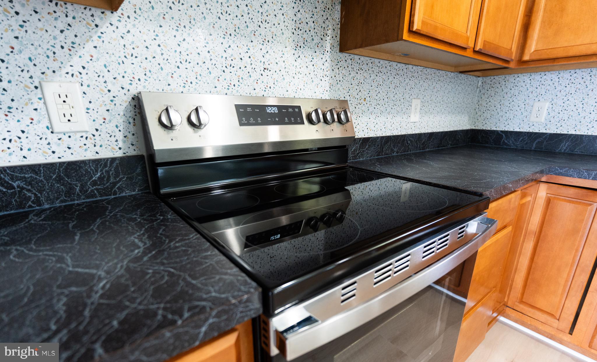 SUMMER HILL - Residential Lease