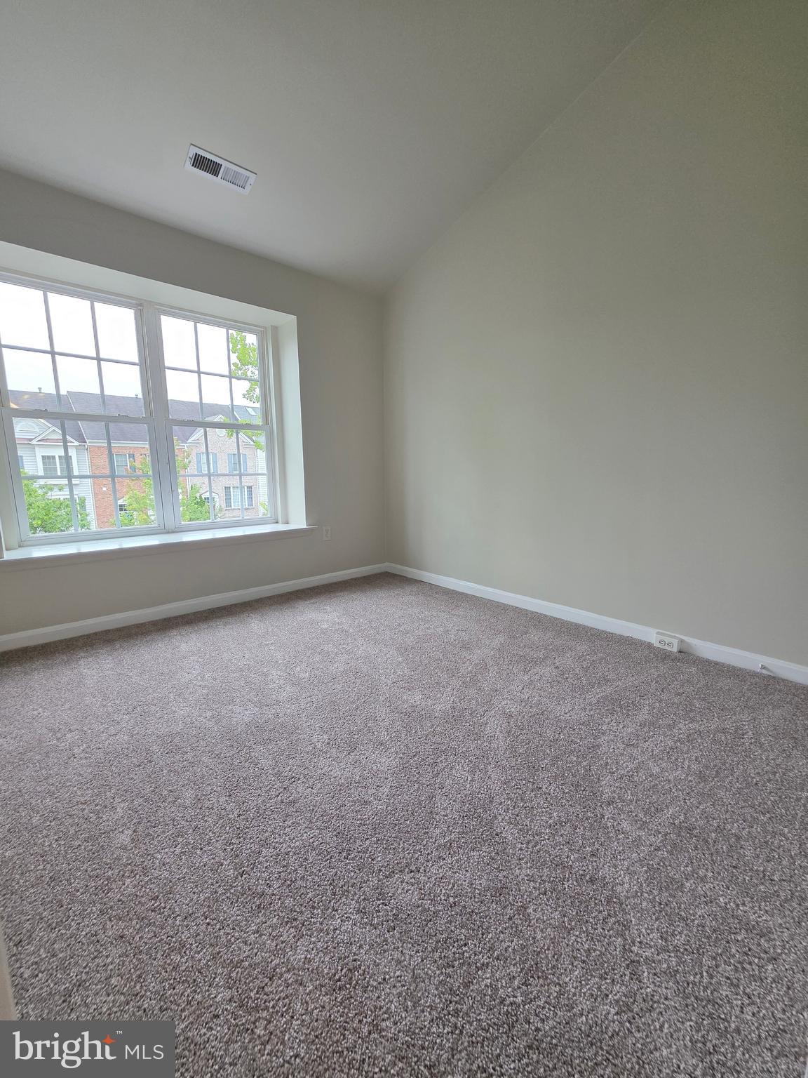 RIVER OAKS - Residential Lease