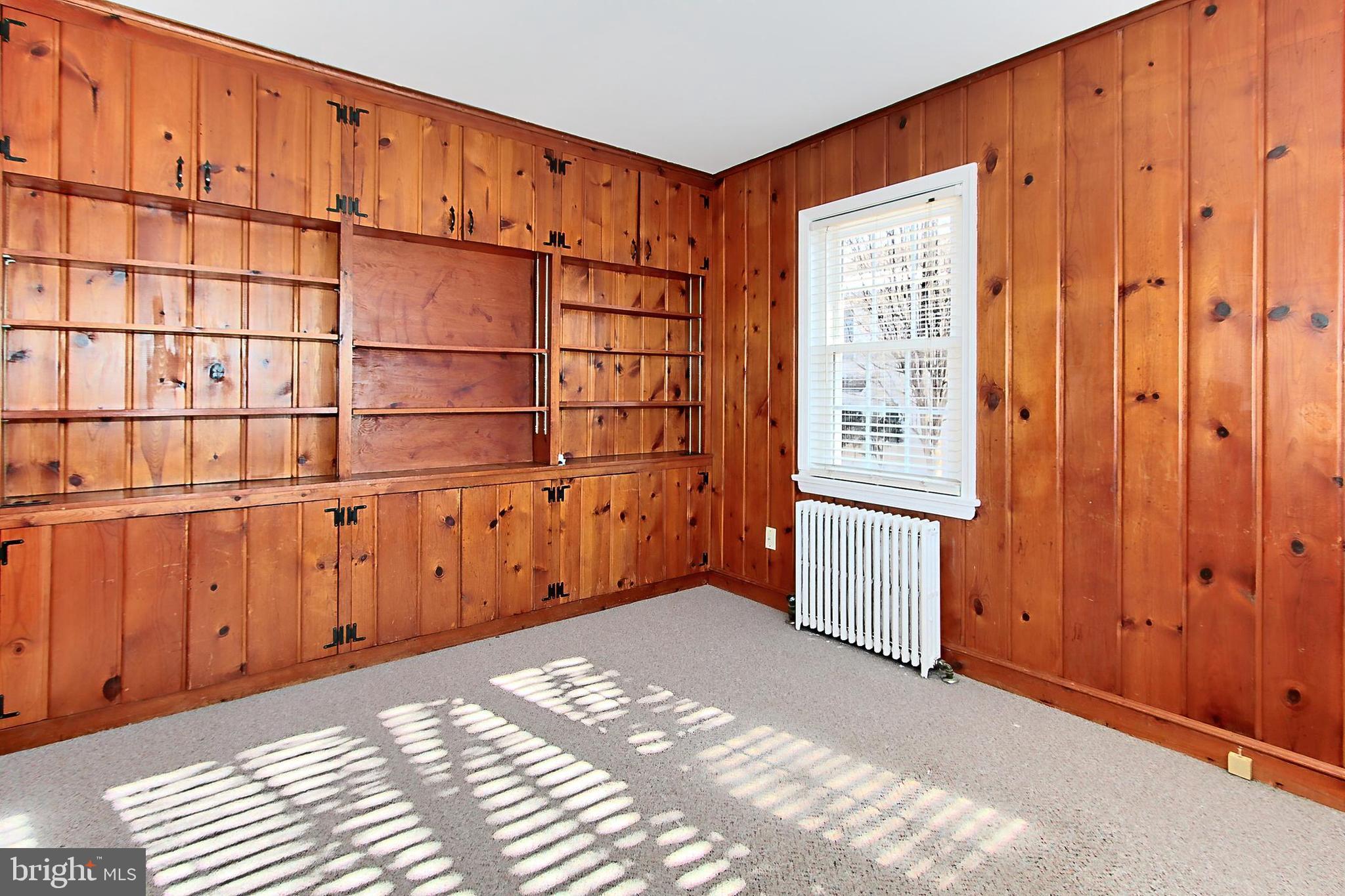 VALLEY VIEW - Residential Lease