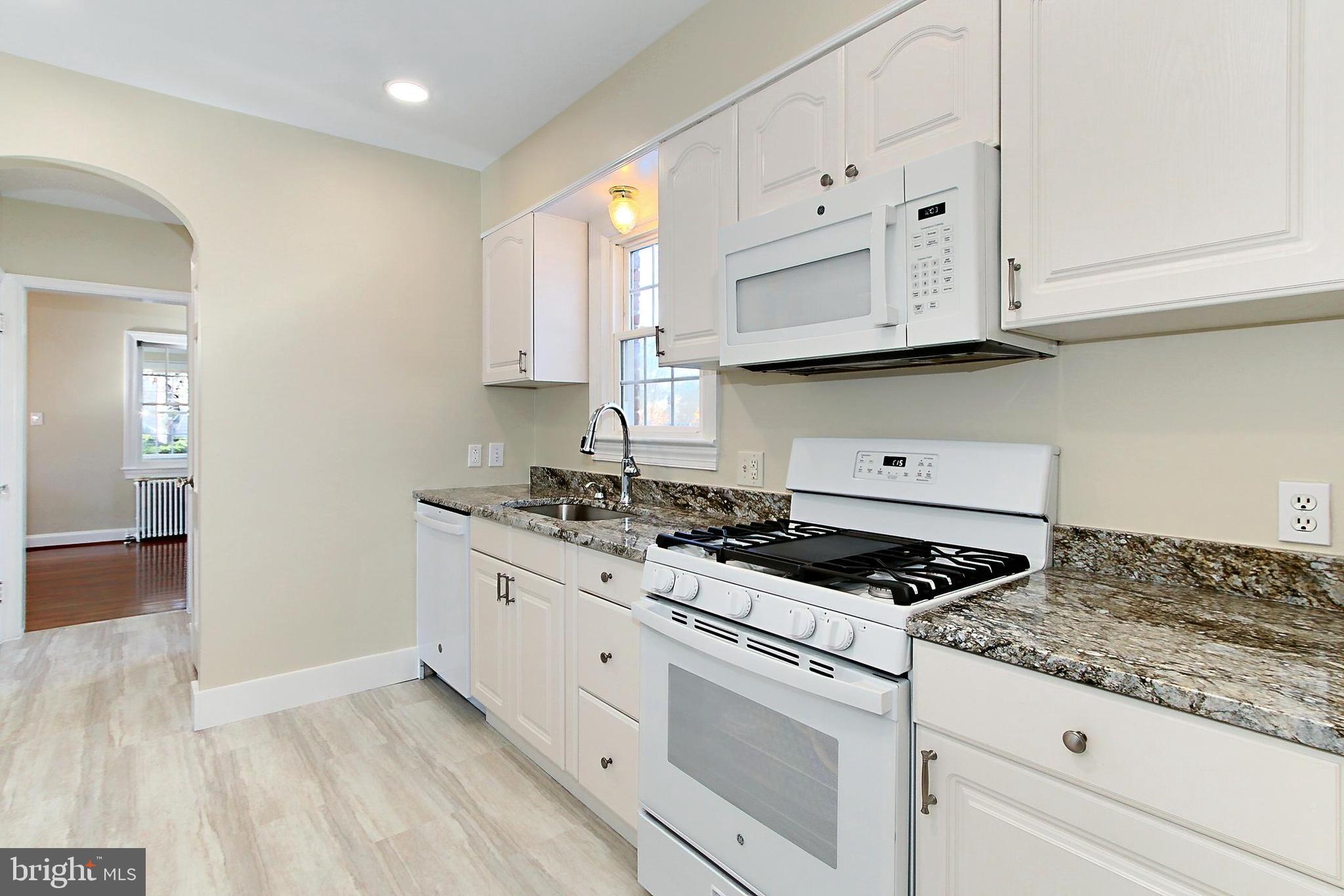 VALLEY VIEW - Residential Lease