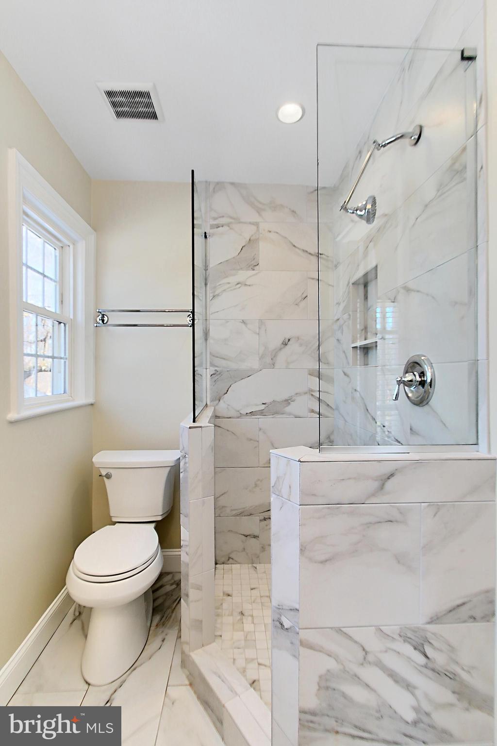 VALLEY VIEW - Residential Lease