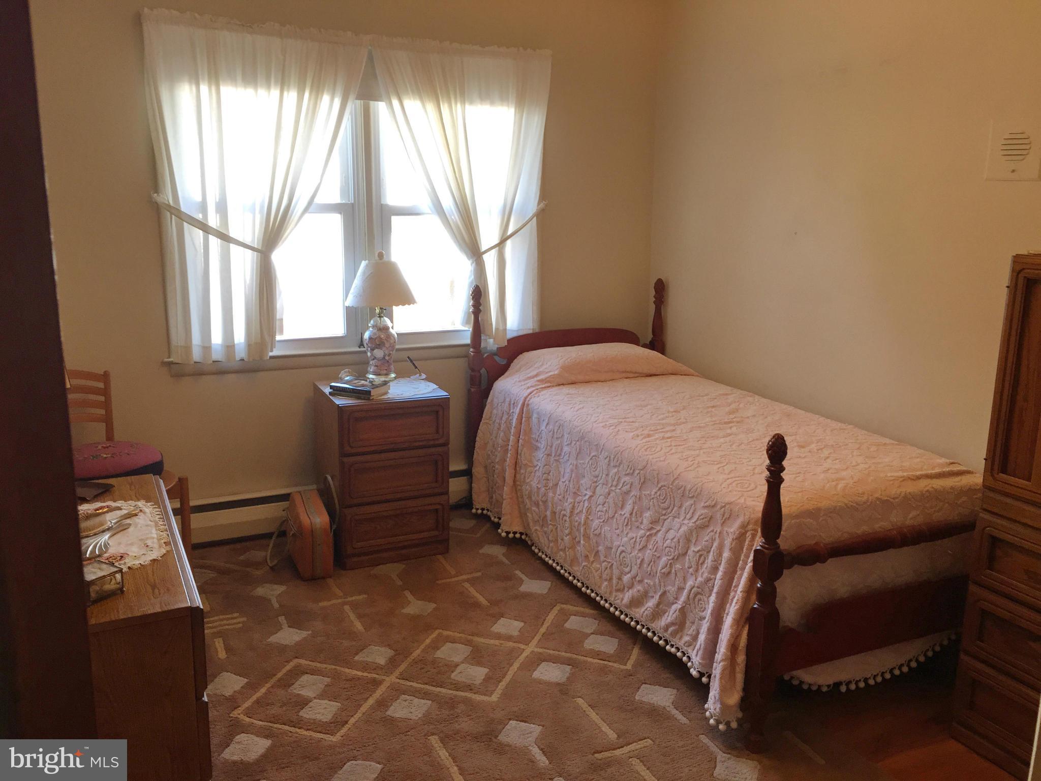 CAMPUS HILLS - Residential