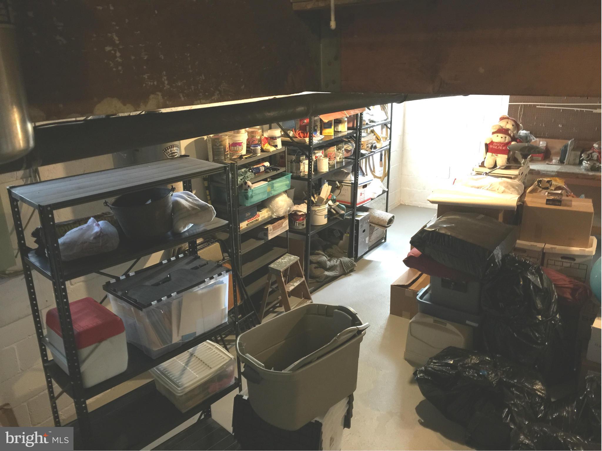 CAMPUS HILLS - Residential