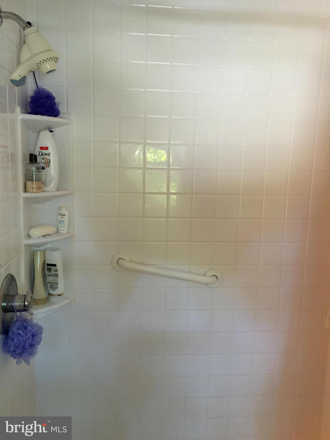 CAMPUS HILLS - Residential