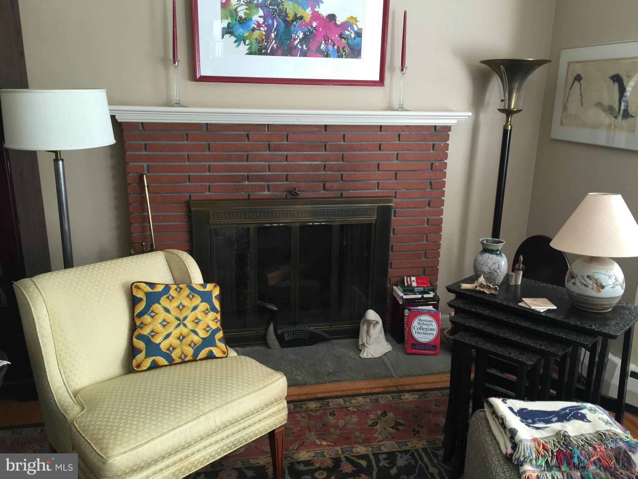 CAMPUS HILLS - Residential