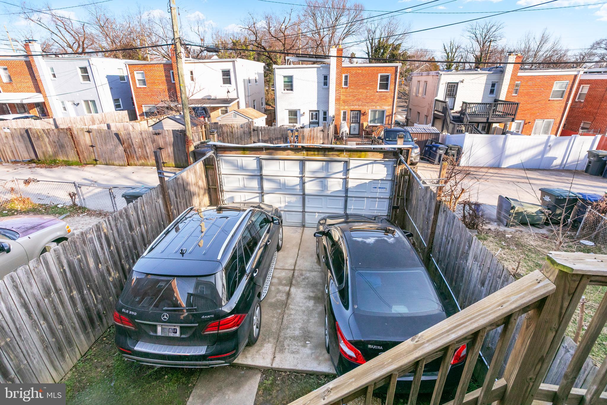 4247 FORT DUPONT TERRACE SE