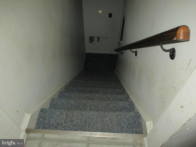 WOODBRIDGE CENTER - Residential