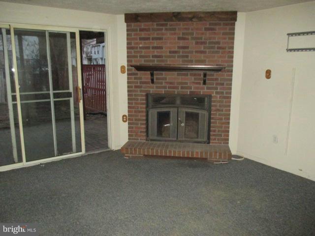 WOODBRIDGE CENTER - Residential