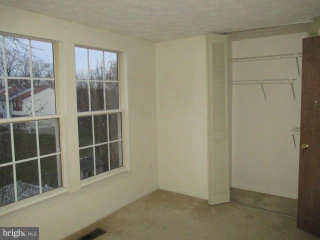 WOODBRIDGE CENTER - Residential