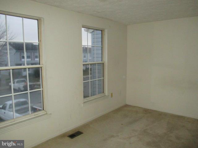 WOODBRIDGE CENTER - Residential