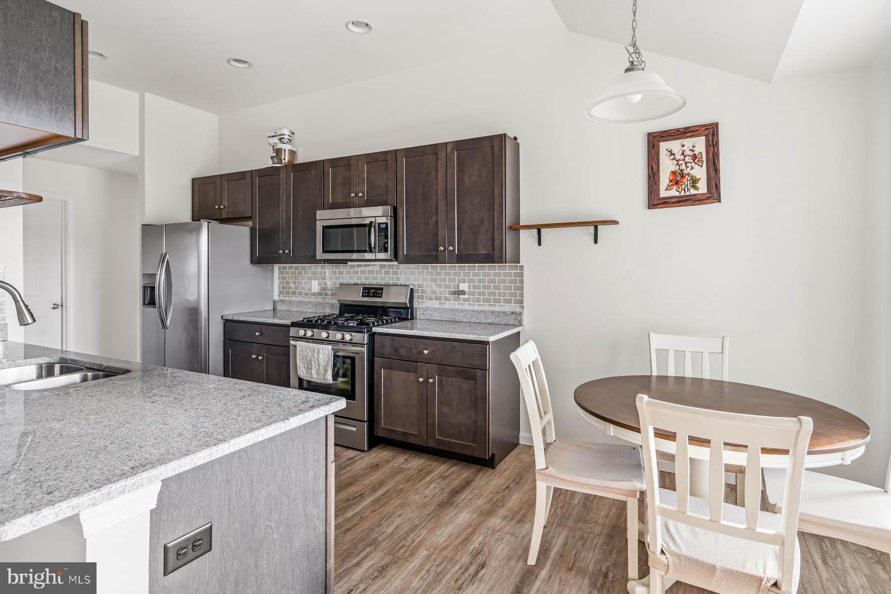 JEFFERSON CROSSROADS - Residential