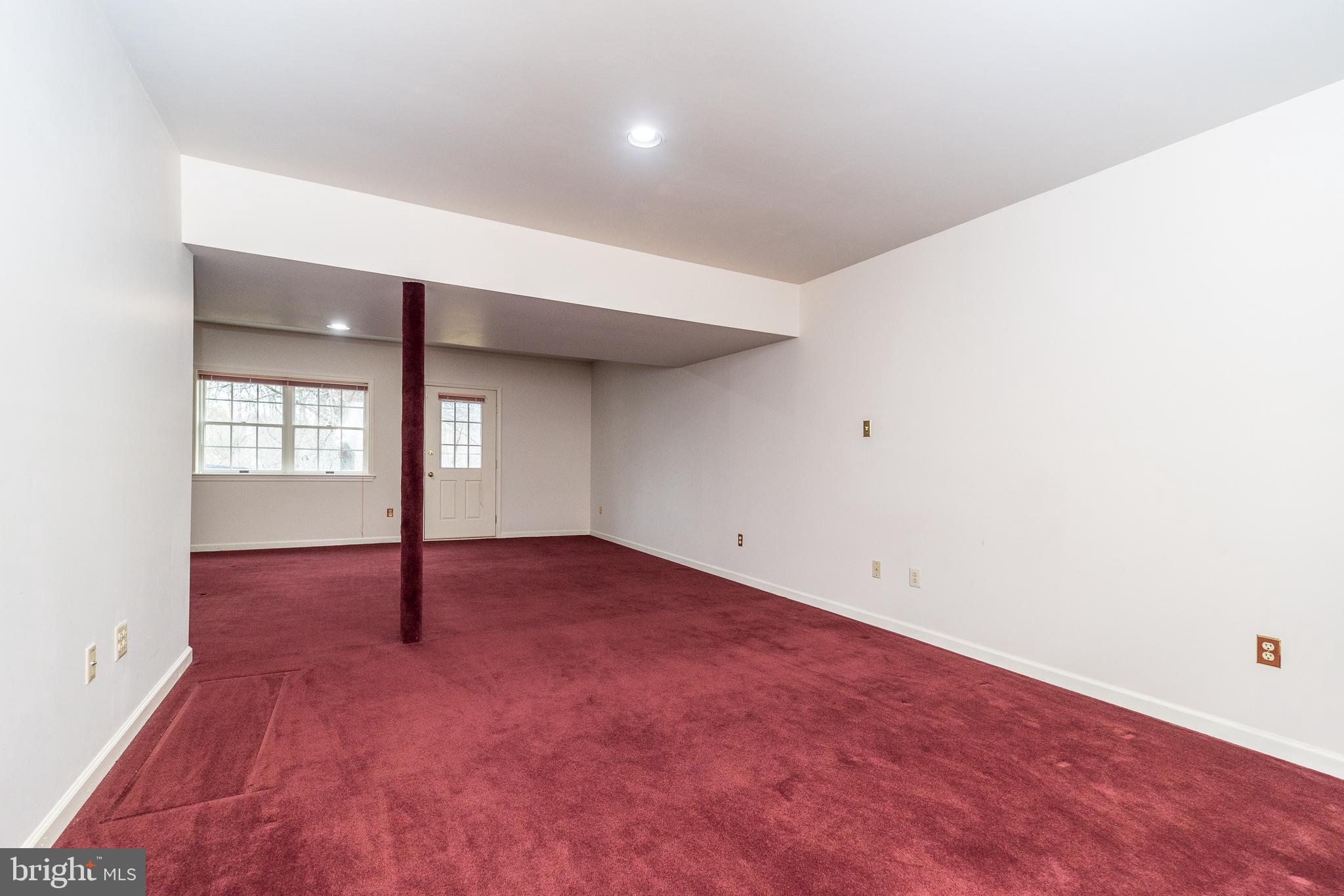 WINDING BROOK ESTS - Residential