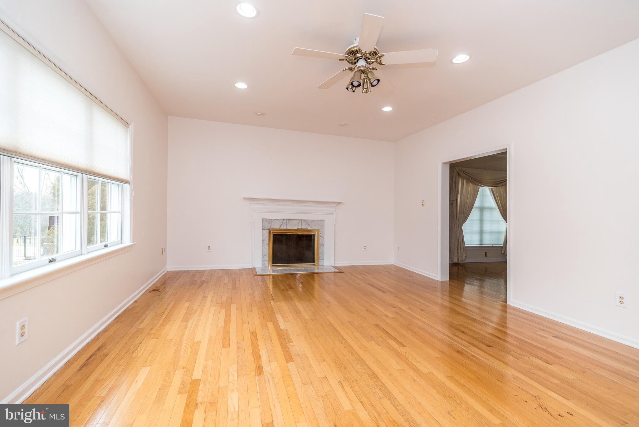 WINDING BROOK ESTS - Residential