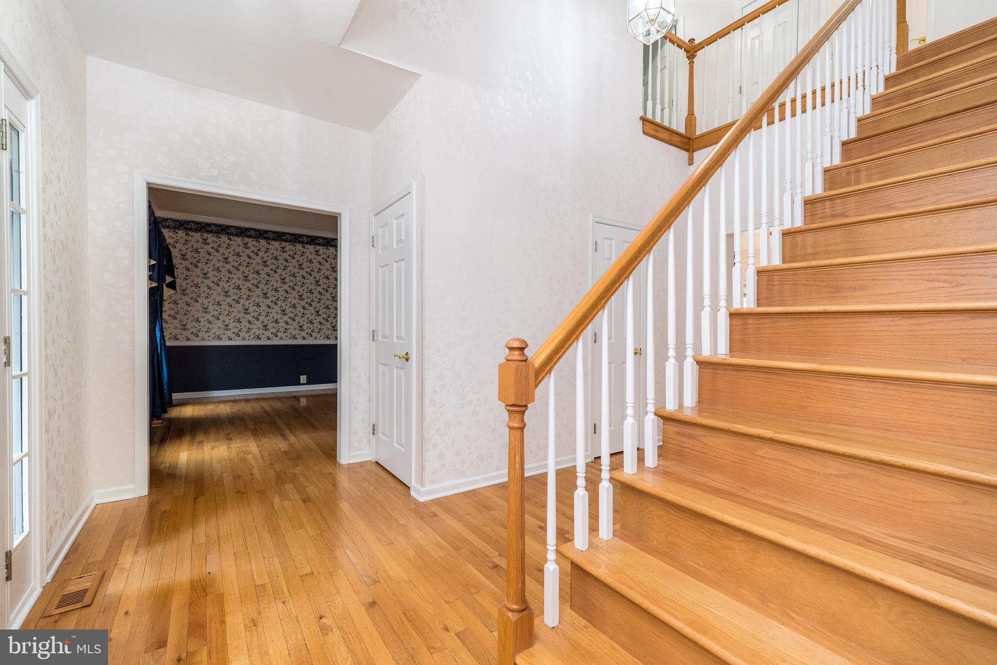 WINDING BROOK ESTS - Residential