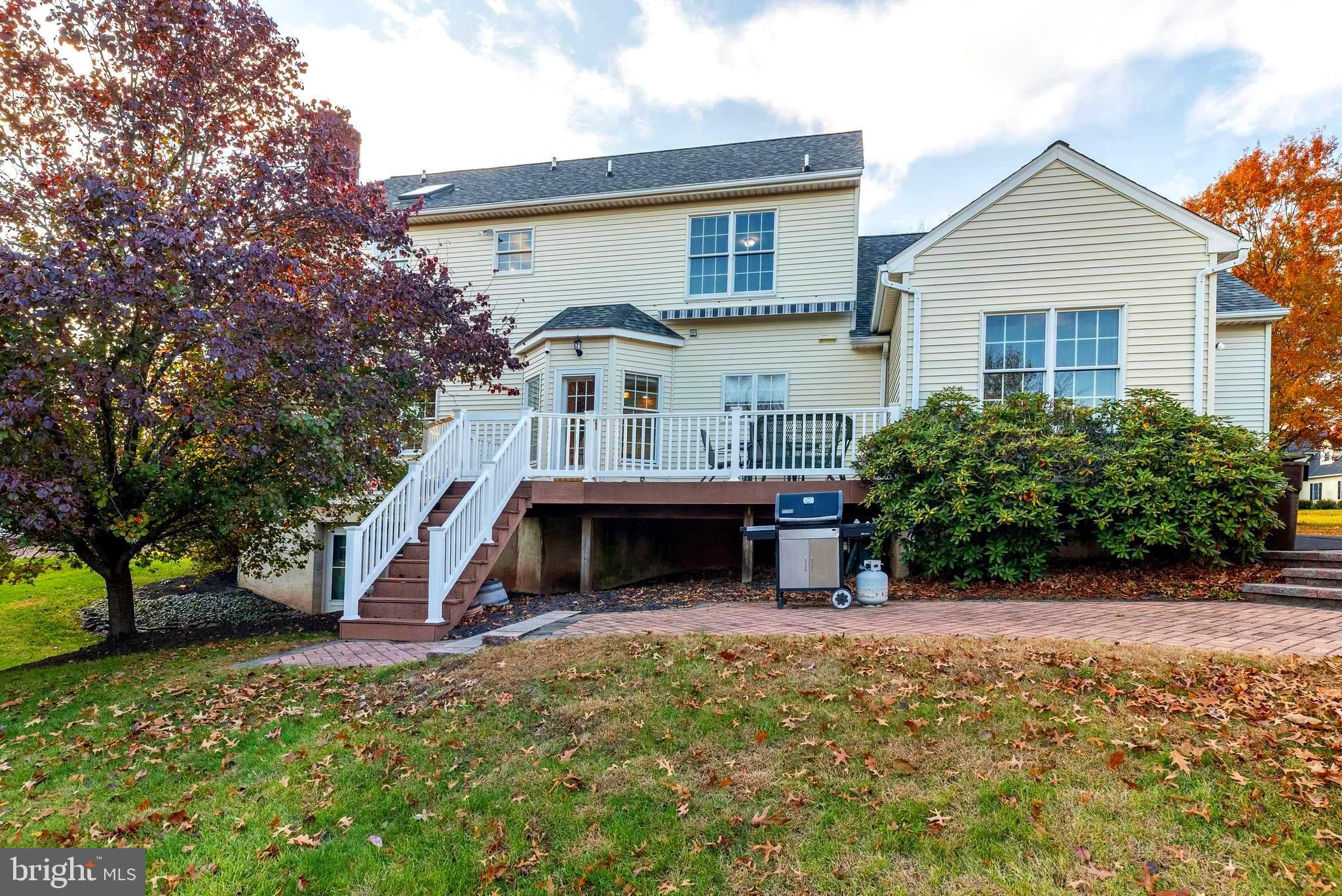 WINDING BROOK ESTS - Residential