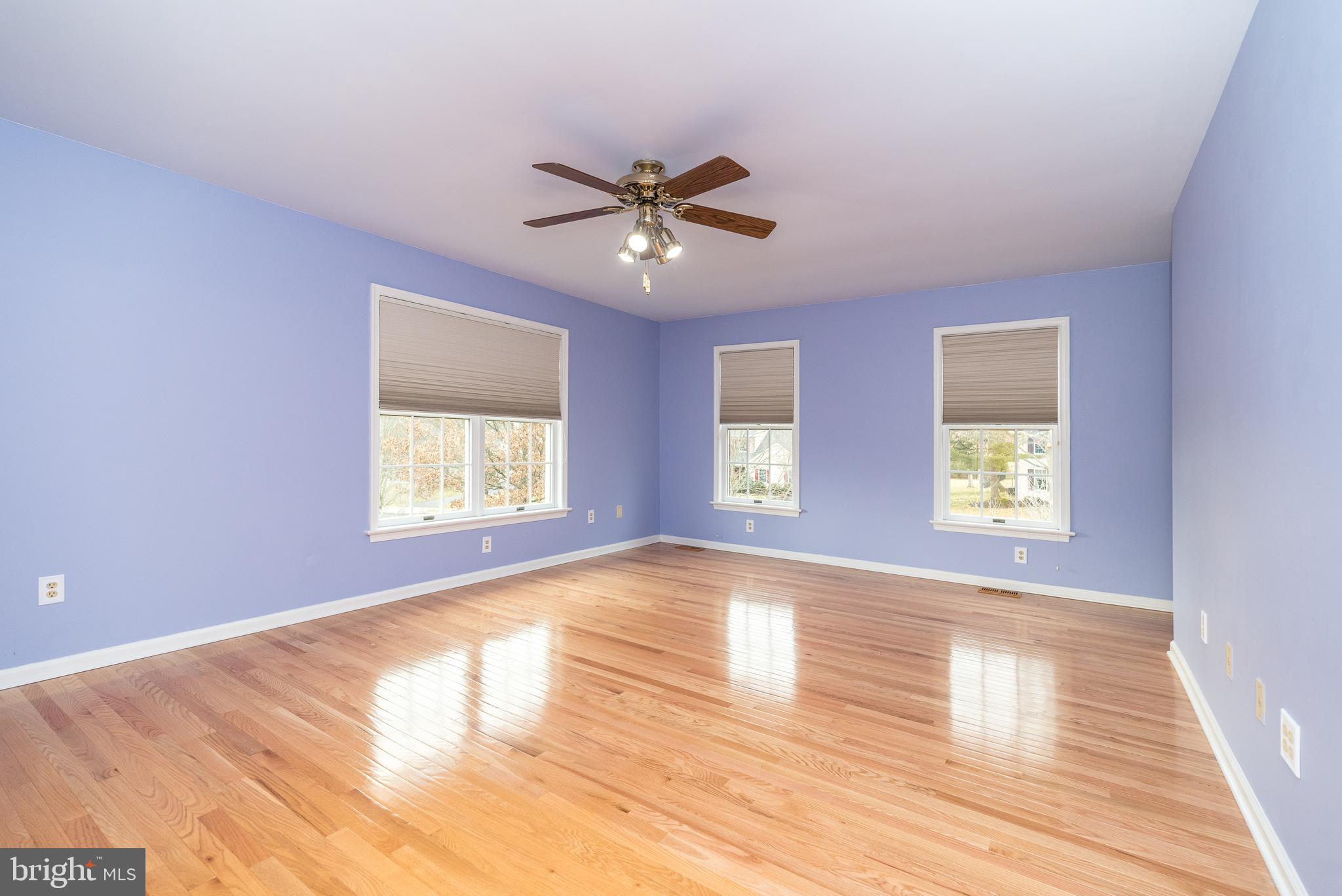 WINDING BROOK ESTS - Residential