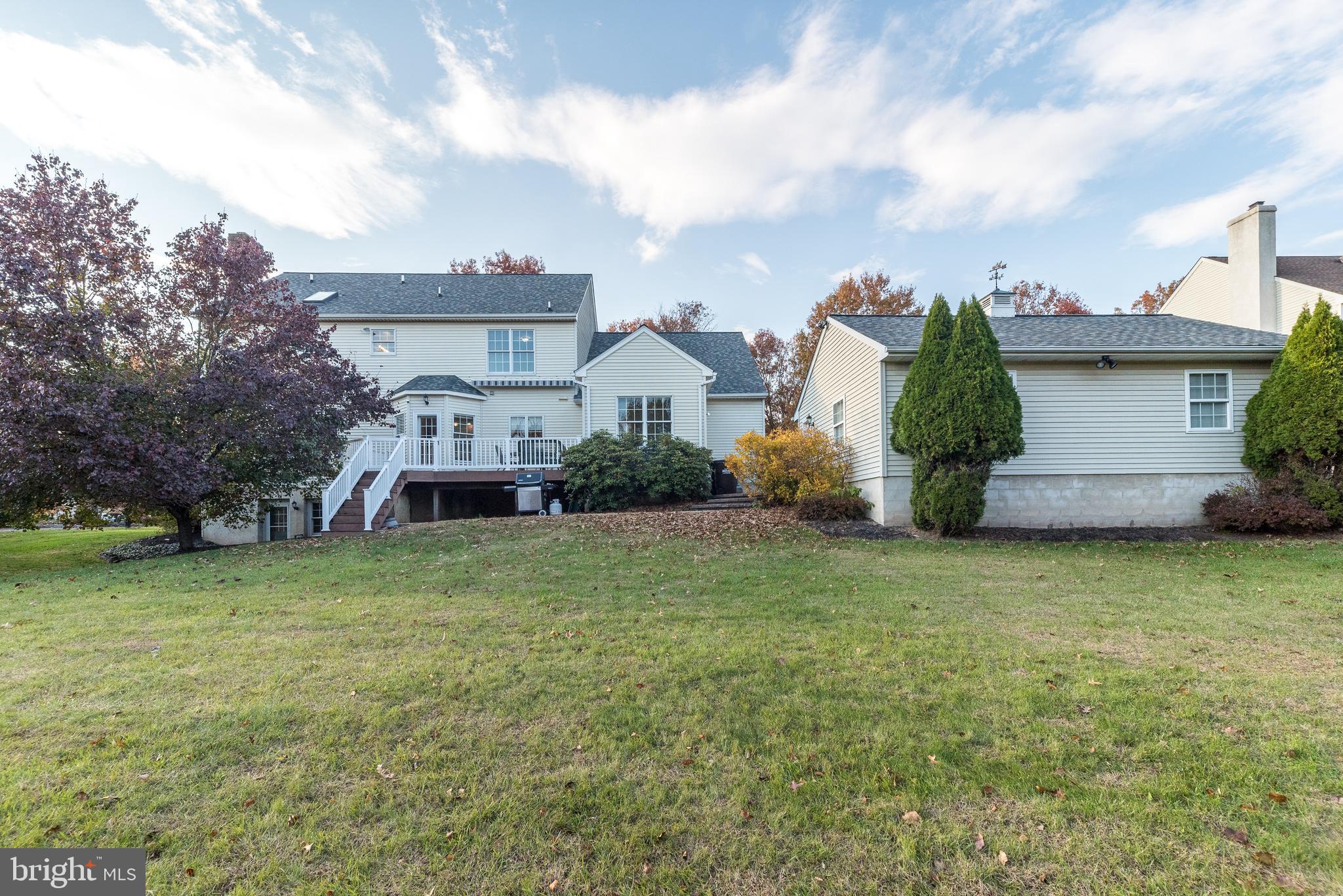 WINDING BROOK ESTS - Residential