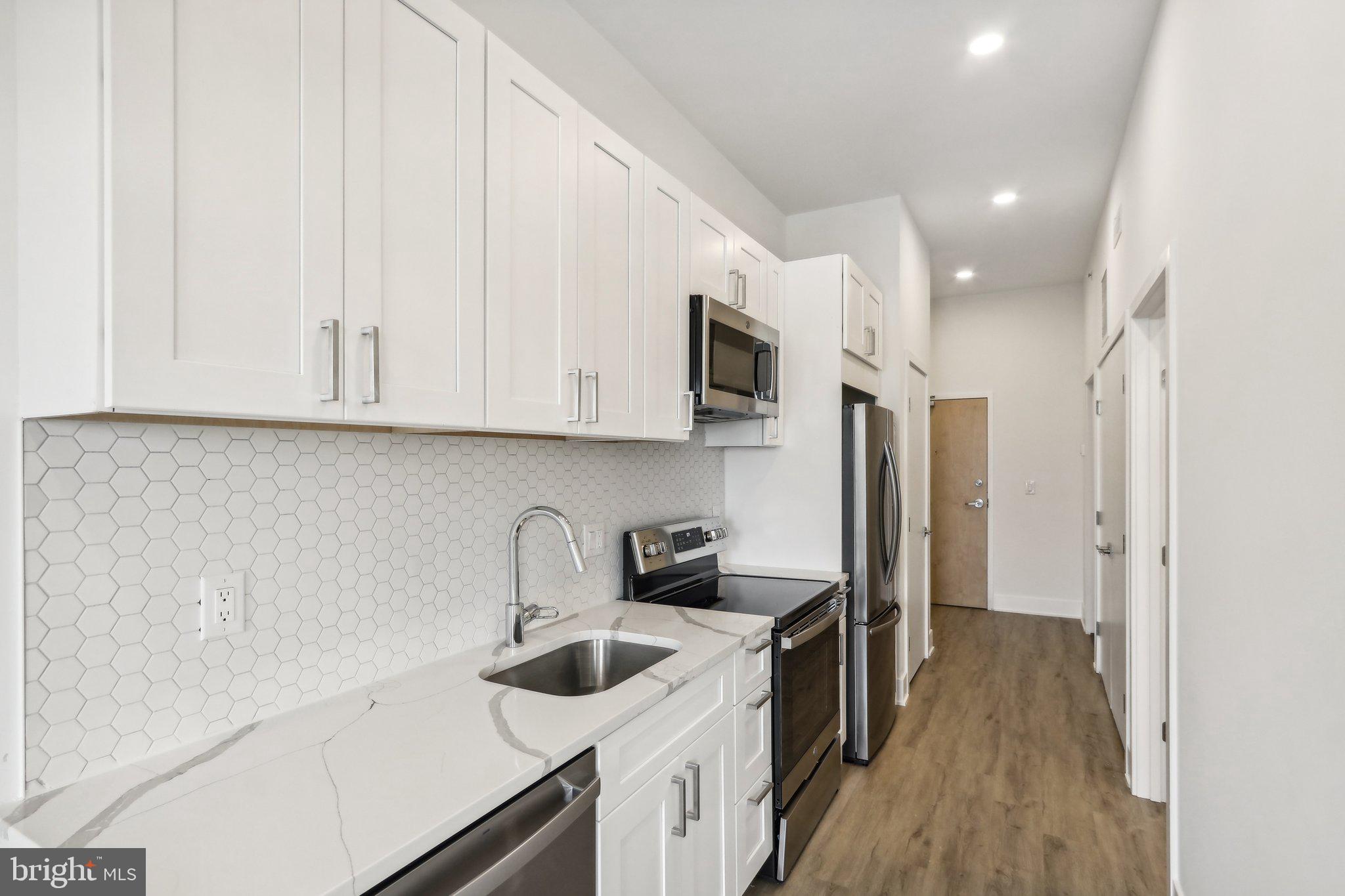 POINT BREEZE - Residential Lease