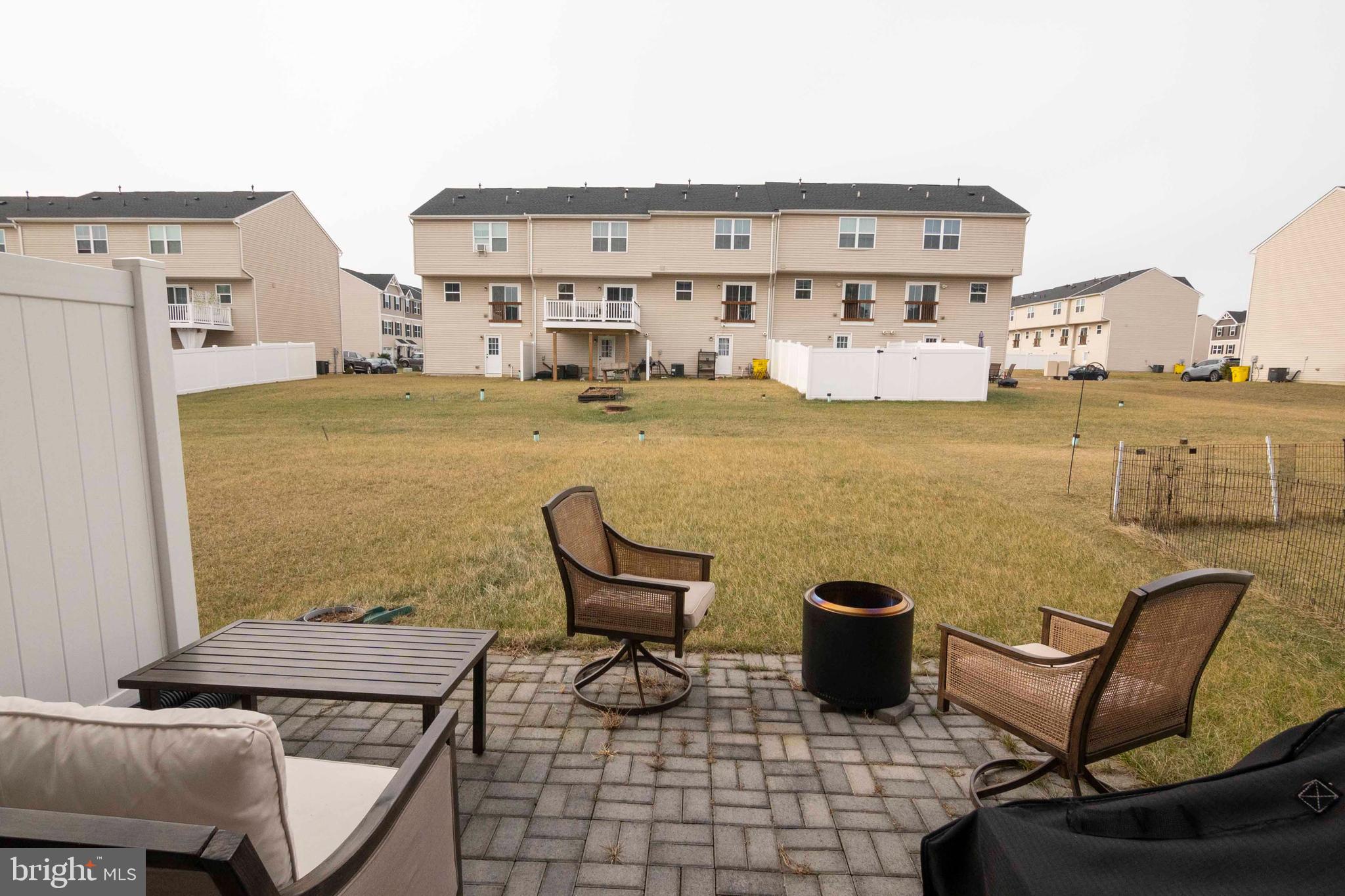 THE LAKES AT MARTINSBURG - Residential Lease