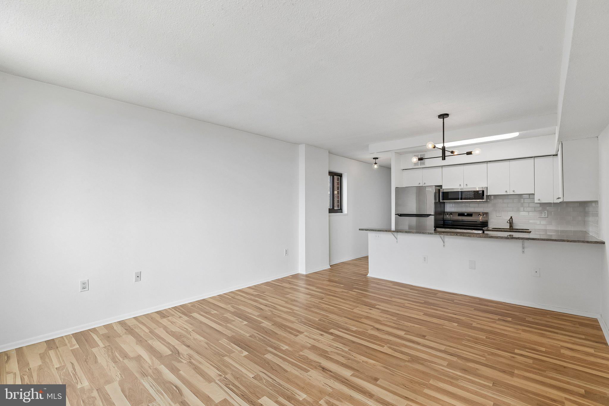 1420 LOCUST STREET 23H