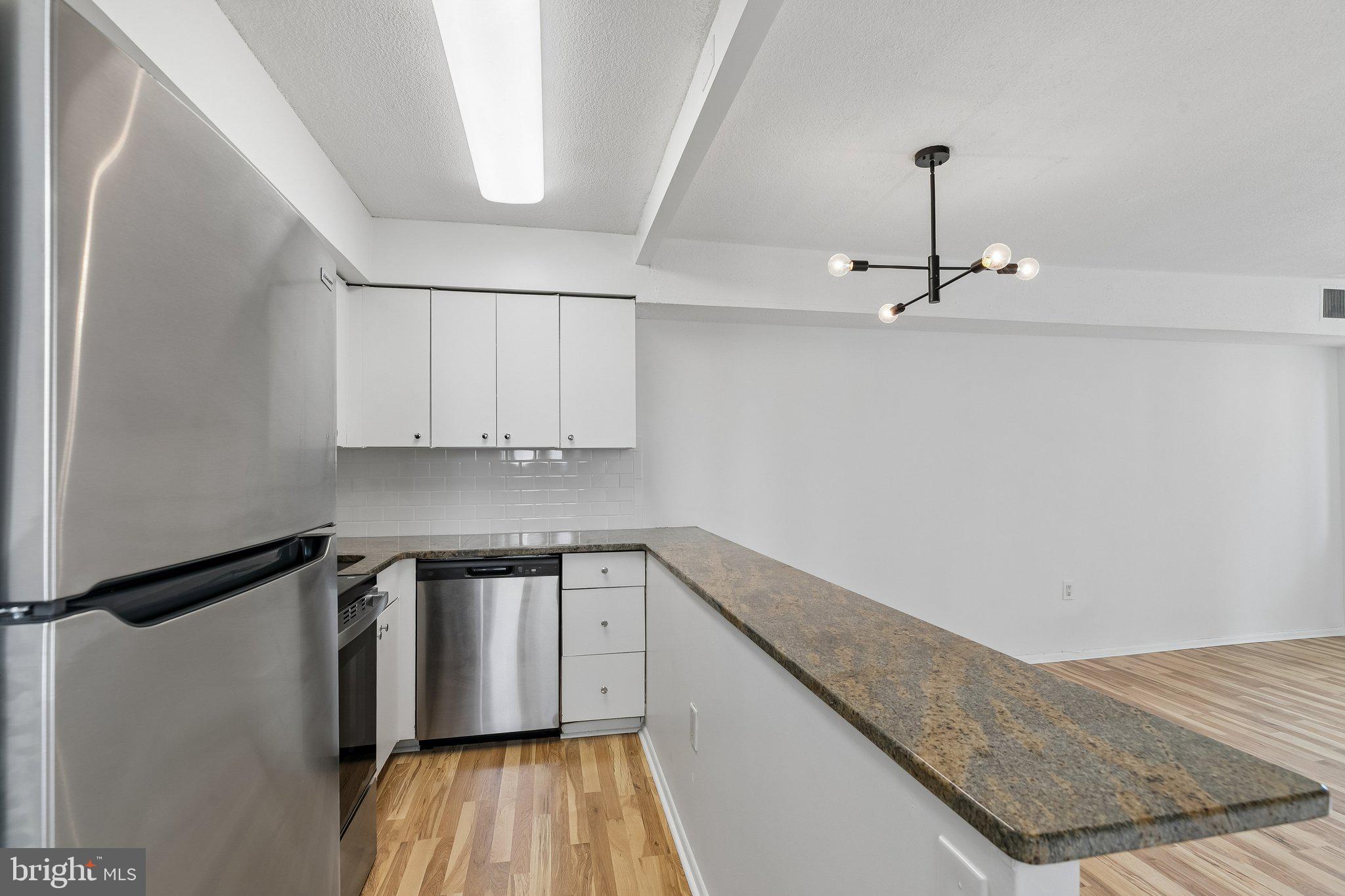 1420 LOCUST STREET 23H